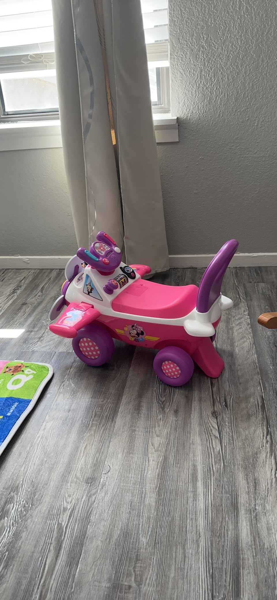 Kiddieland Disney My First Minnie Ride-On Plane Toy with Music, Lights & Sounds, Steering Wheel, 360° Turning, Horn, Foot-to-Floor Toddler Vehicle customer photo 1