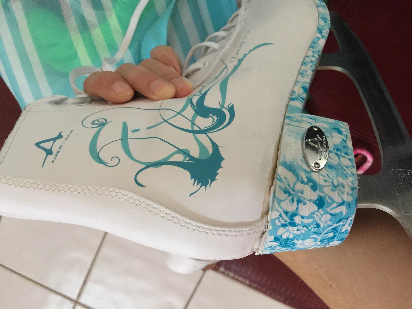 American Athletic Sumilon Lined Ice Skates for Women - Recreational Figure Skates with Turquoise Outsole, Ankle Support, Stainless Steel Blades - for Indoor & Outdoor Ice Skating customer photo 2