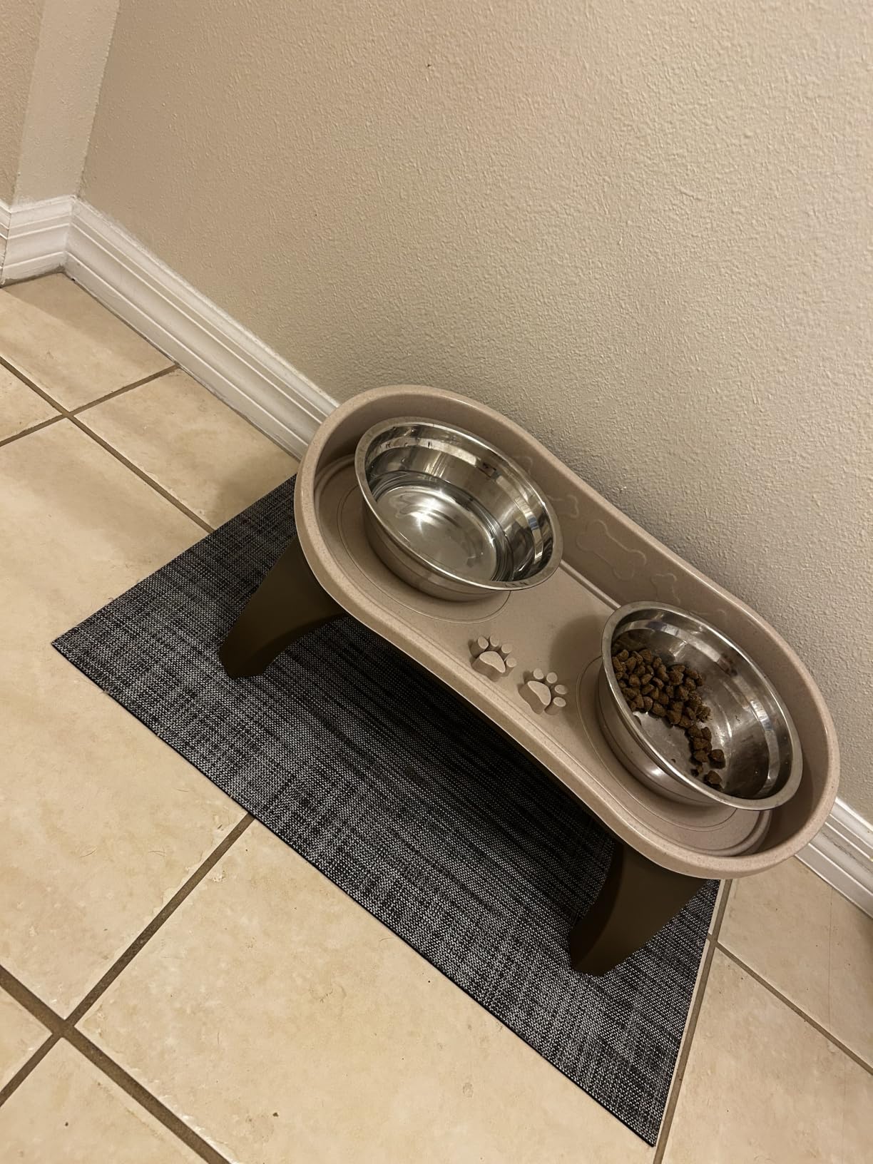 Elevated Pet Feeding Tray - 21″ x 11″ x 8.5″ Raised Dog Bowl Stand with Splash Guard and Non-Skid Feet - Comfortable Mealtime for Dogs and Cats by PETMAKER (Brown/Gray) customer photo 1