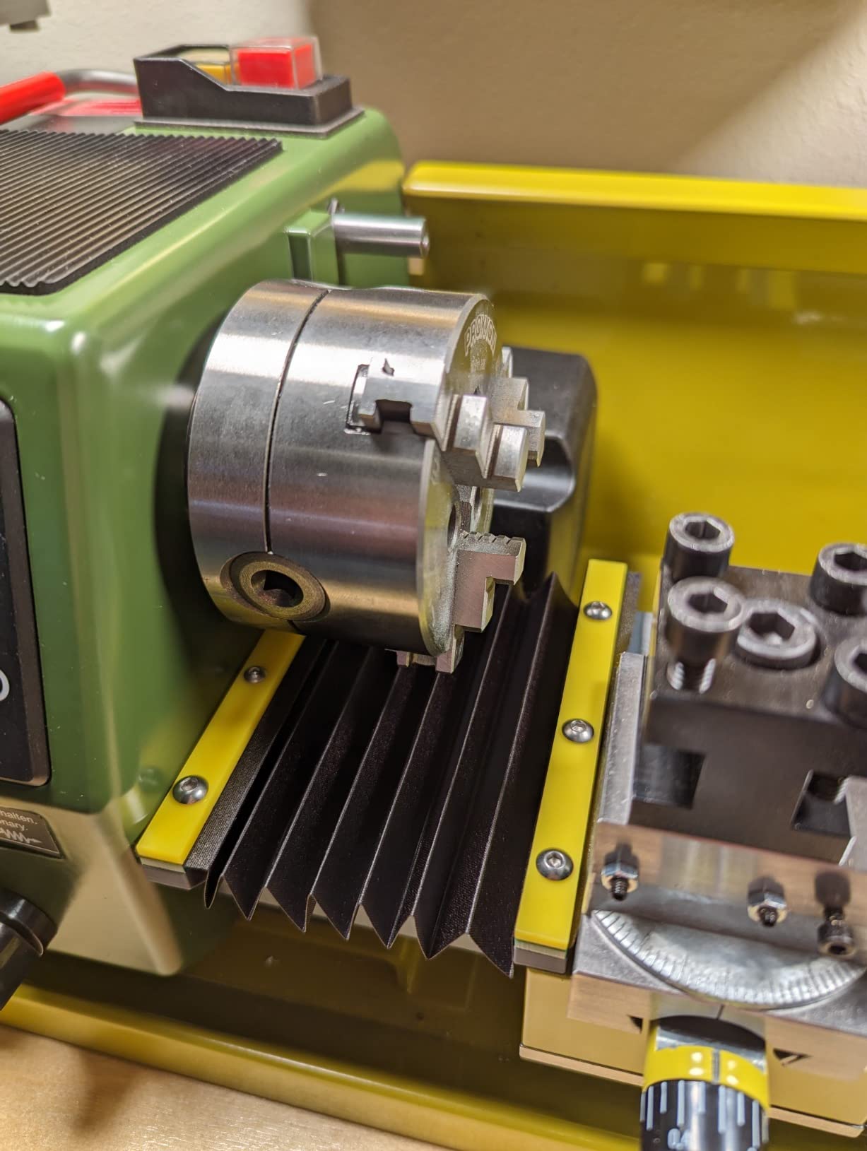 Proxxon 34002 Metal Turning Precision Lathe PD 250/E customer photo 1