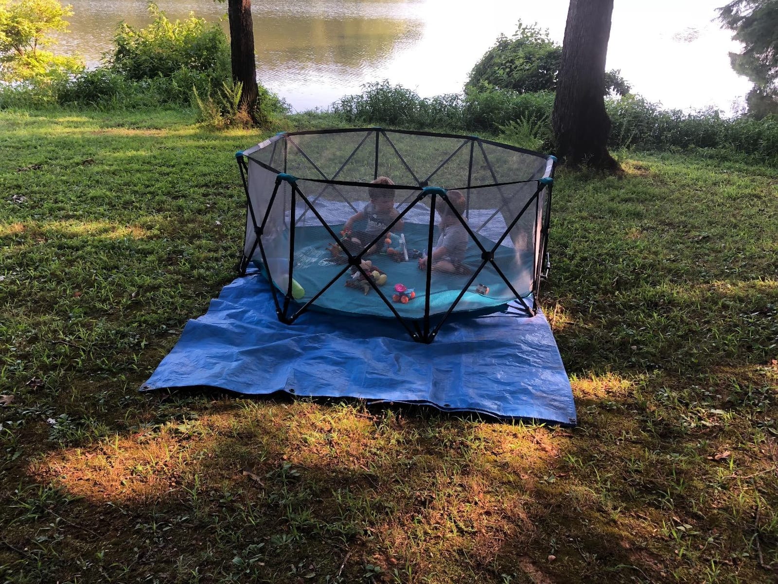 Regalo Safety My Play Deluxe Extra Large Baby Playpen & Portable Play Yard, Foldable 8-Panel Indoor Outdoor Playpen for Babies & Toddlers, Mesh Sides, Washable Nylon Bottom, 62