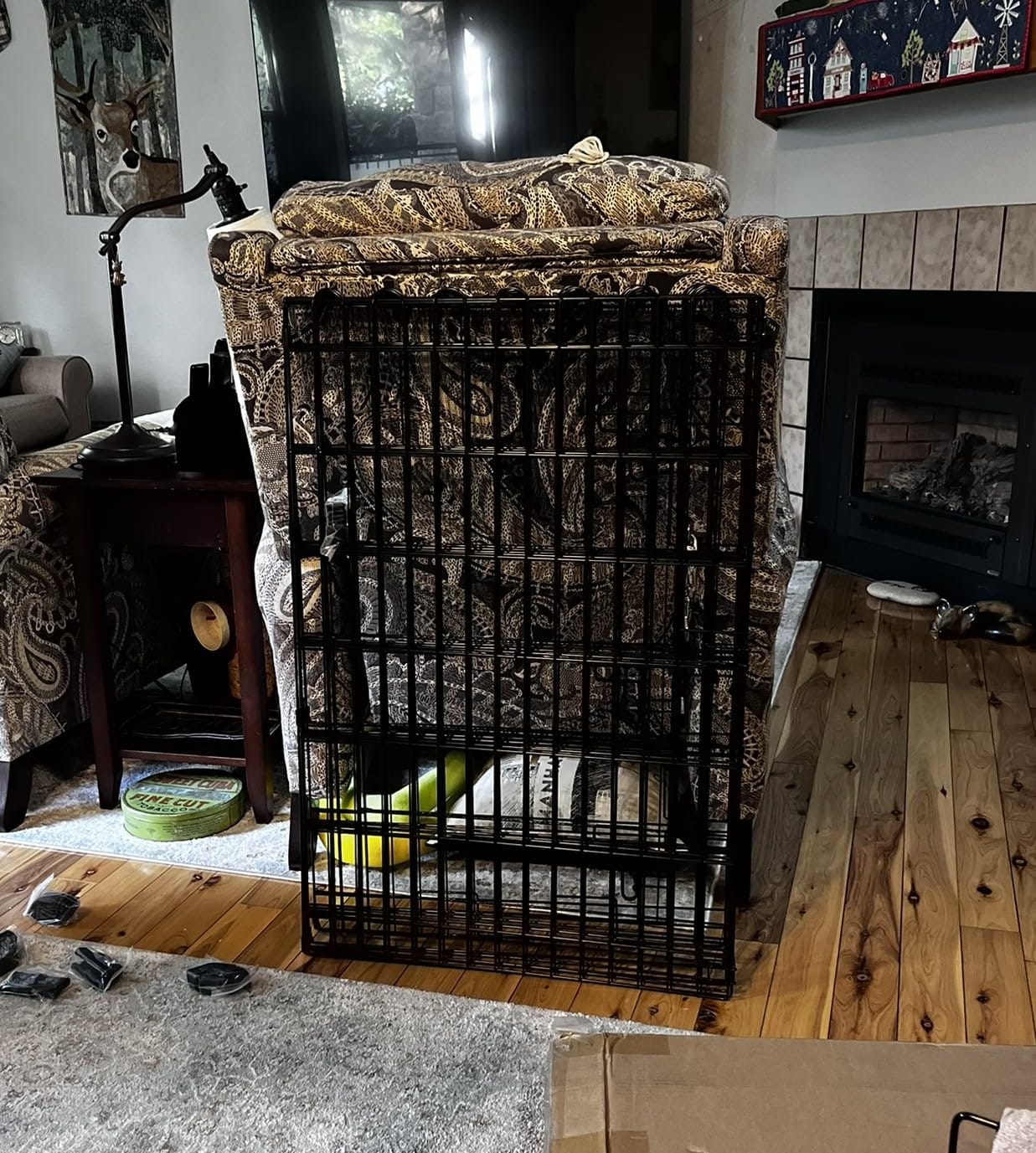 Amazon Basics Foldable Metal Exercise Dog Playpen, Indoor/Outdoor, Single Door, 8 Panels, 36 Inches, Medium, Black customer photo 2