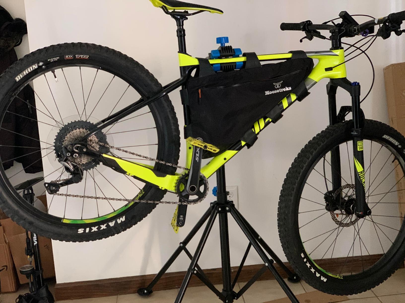 ZENY Adjustable Bike Repair Stand, Bicycle Maintenance Stand customer photo 1