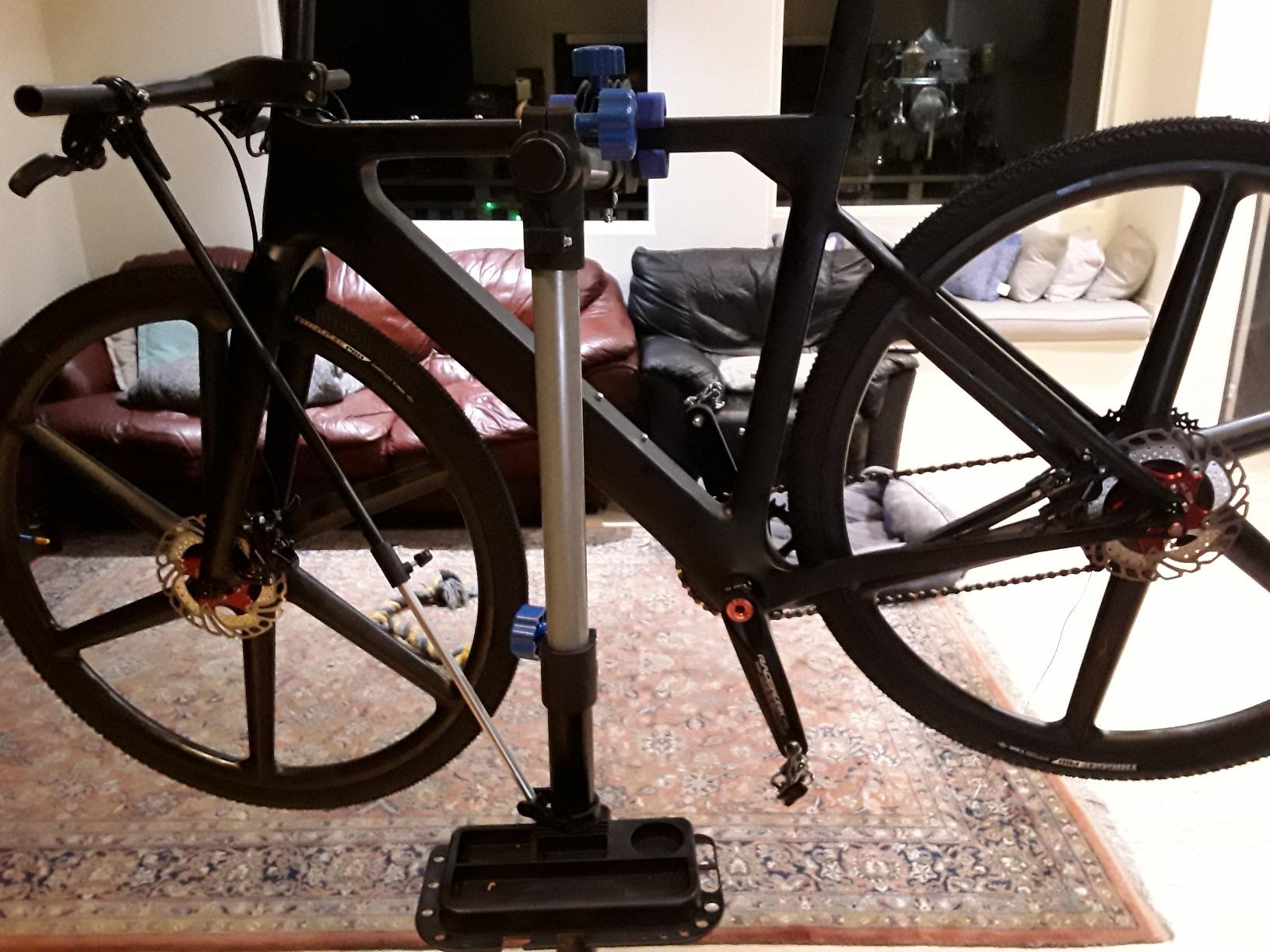 ZENY Adjustable Bike Repair Stand, Bicycle Maintenance Stand customer photo 2