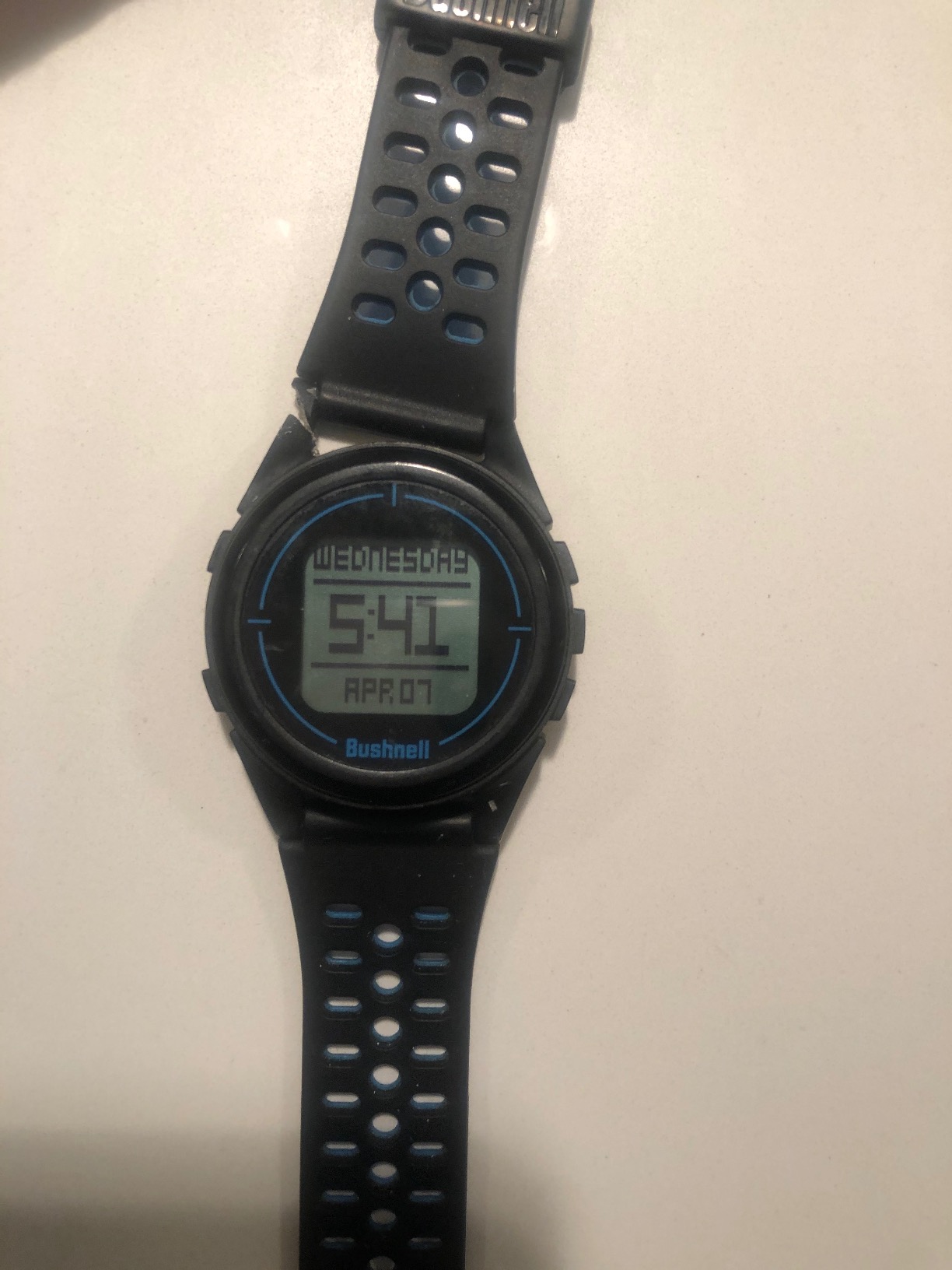 Bushnell 368850 iON2 Golf GPS Watch, Black/Blue customer photo 2