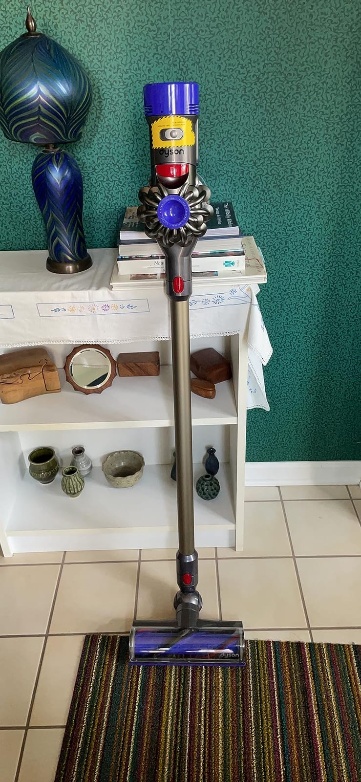 Dyson V8 Animal Cordless HEPA Vacuum Cleaner+ De-tangling Motorbar Cleaner Head+Hair Screw Tool+Combination Tool + Crevice Tool+Docking Station customer photo 1