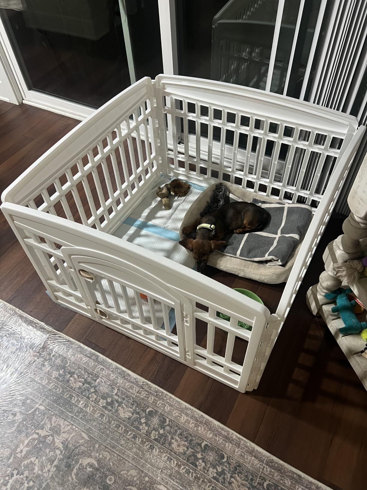 IRIS USA 4-Panel Dog Playpen, Pet Enclosure, White | Puppy Training, Configurable Layout, Multi-Shape Setup, Custom Pen Configuration, Secure Door Latch, Stable Non-Tip Base customer photo 1