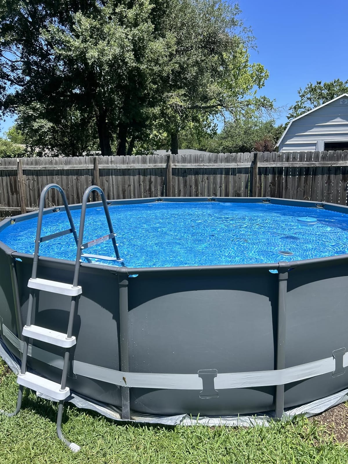 INTEX Ultra XTR 20ft x 48in Round Above Ground Swimming Pool Set w/Pump customer photo 2