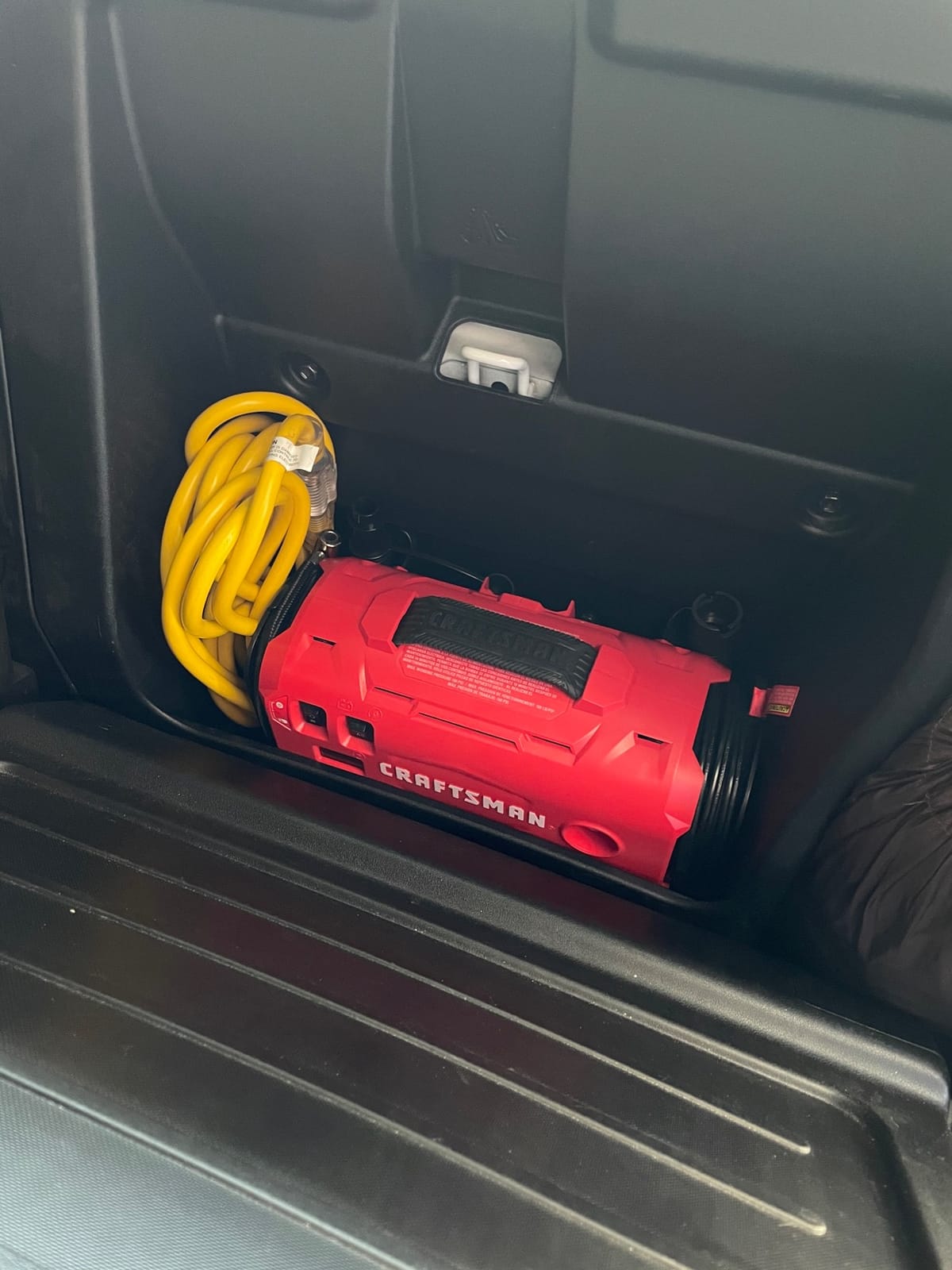 CRAFTSMAN V20 Tire Inflator Portable Air Compressor, Car Air Pump, 3 Modes Tire Pump: Cordless, 120V Corded, and 12V Car Adapter, Battery Sold Separately (CMCE520B) customer photo 2