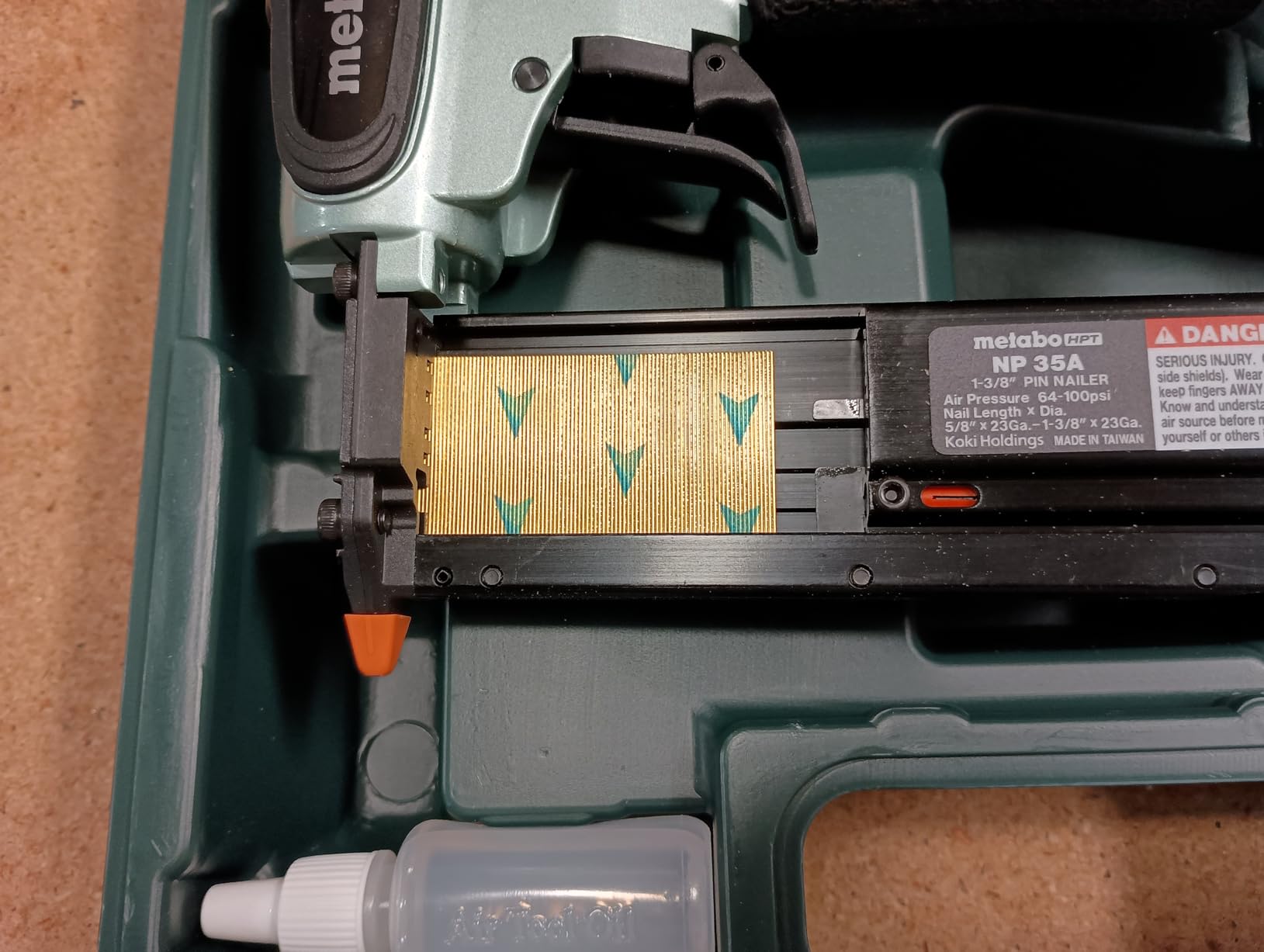Metabo HPT 23 Gauge Pin Nailer, Pneumatic Lightweight, NP35A customer photo 1