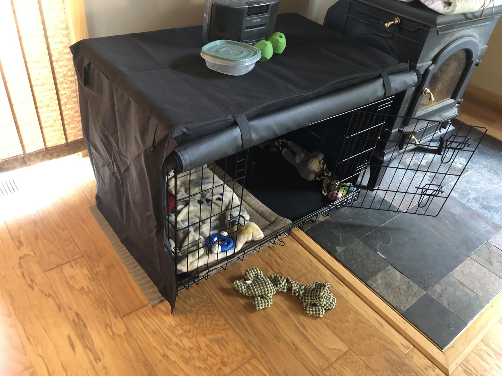 HONEST OUTFITTERS Dog Crate Cover 42 Inch Dog Kennel Cover for Large Dog, Heavy Duty Oxford Fabric,with Double Door, Pockets and Mesh Window (43L x 29W x 30H,Black) customer photo 1