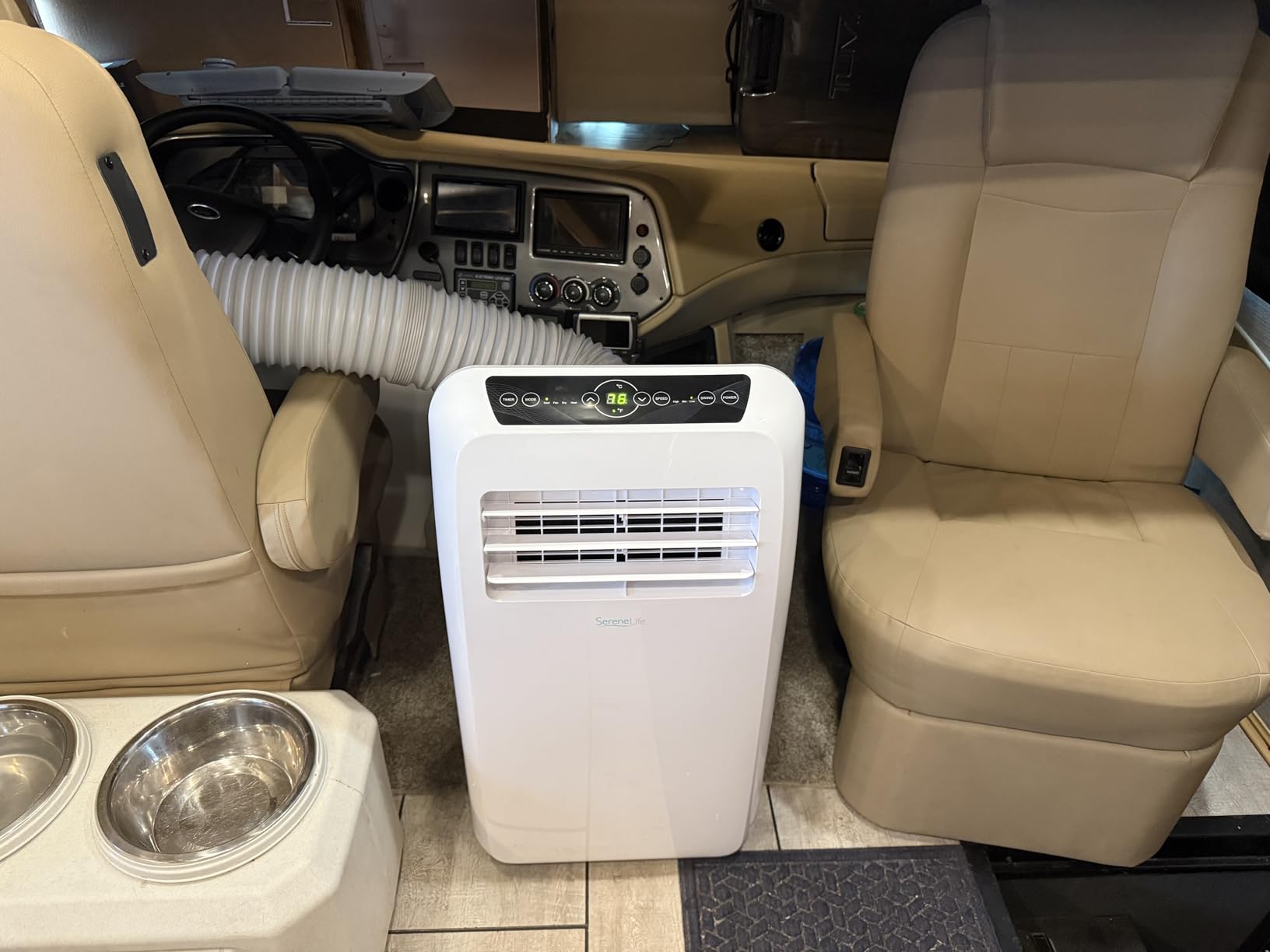 SereneLife Portable Air Conditioner With Heat & Built-in Dehumidifier 12,000 BTU, Portable Heater & AC For Rooms Up to 550 Sq. Ft. - Remote Control & Window Mount Exhaust Kit Included customer photo 1
