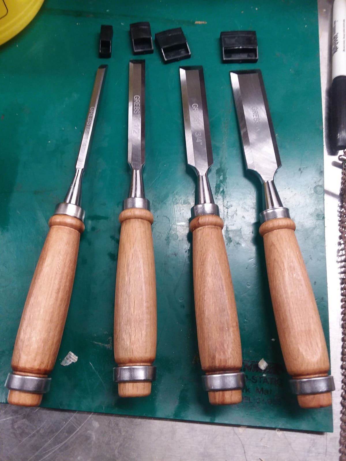 GREBSTK 4 Piece Wood Chisel Set CR-V Steel Sharp Bevel Edge for Woodworking customer photo 2
