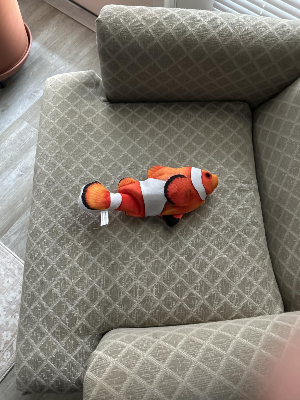 Potaroma Cat Toys Flopping Fish with Catnip, Moving Kitten Kicker, Floppy Wiggle Carp for Small Dogs, Interactive Motion Kitty Exercise, 10.5 Inches customer photo 1