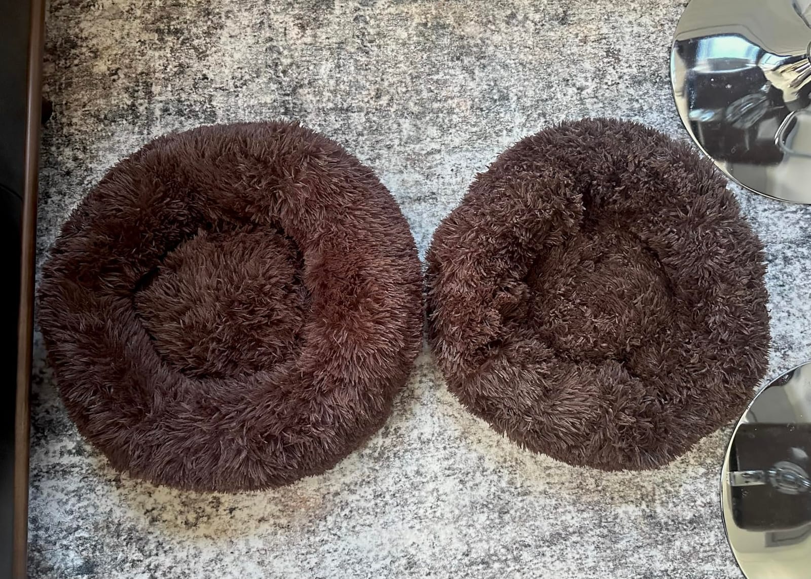 Dog Bed for Small Dogs & Cats, 24 Inch Medium Fluffy Washable Donut Bed customer photo 1