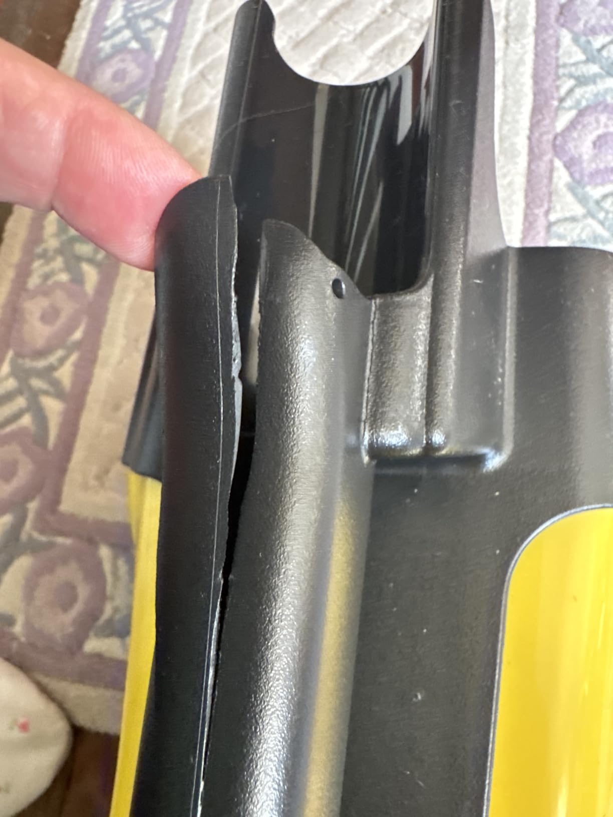 Eureka 3670M Canister Cleaner, Lightweight Powerful Vacuum for Carpets and Hard Floors, w/ 5bags,Yellow customer photo 1
