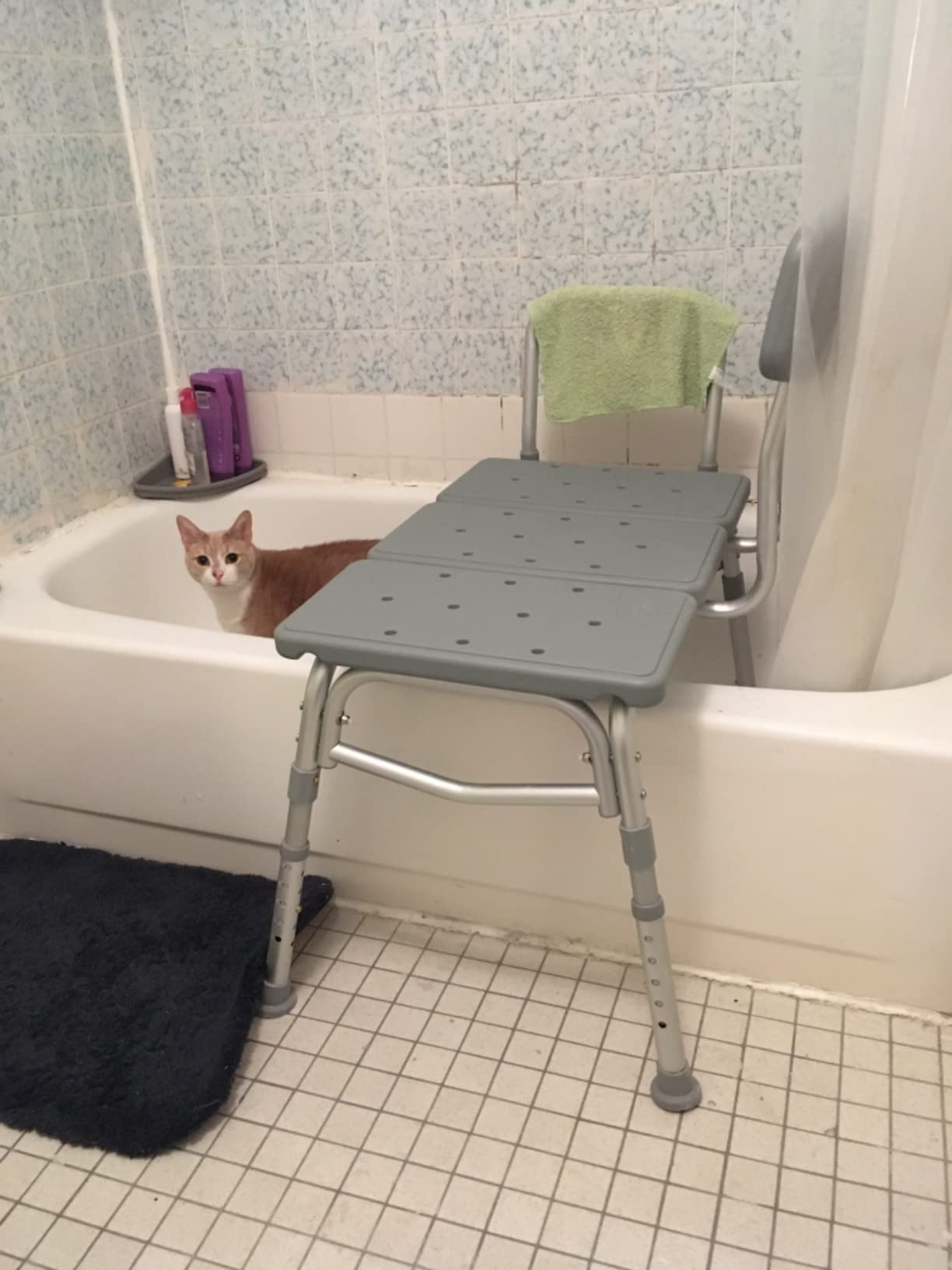 Medline Transfer Bench for Bathtubs and Showers, Adjustable Shower Bench and Bath Seat For Seniors and adults, Slip-resistant Feet, Heavy-Duty 400 lb. Weight Capacity, Tool-Free Assembly customer photo 2