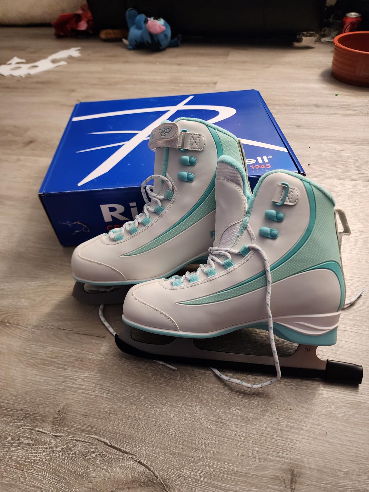 Riedell Soar Recreational Ice Skates for Men and Women customer photo 1