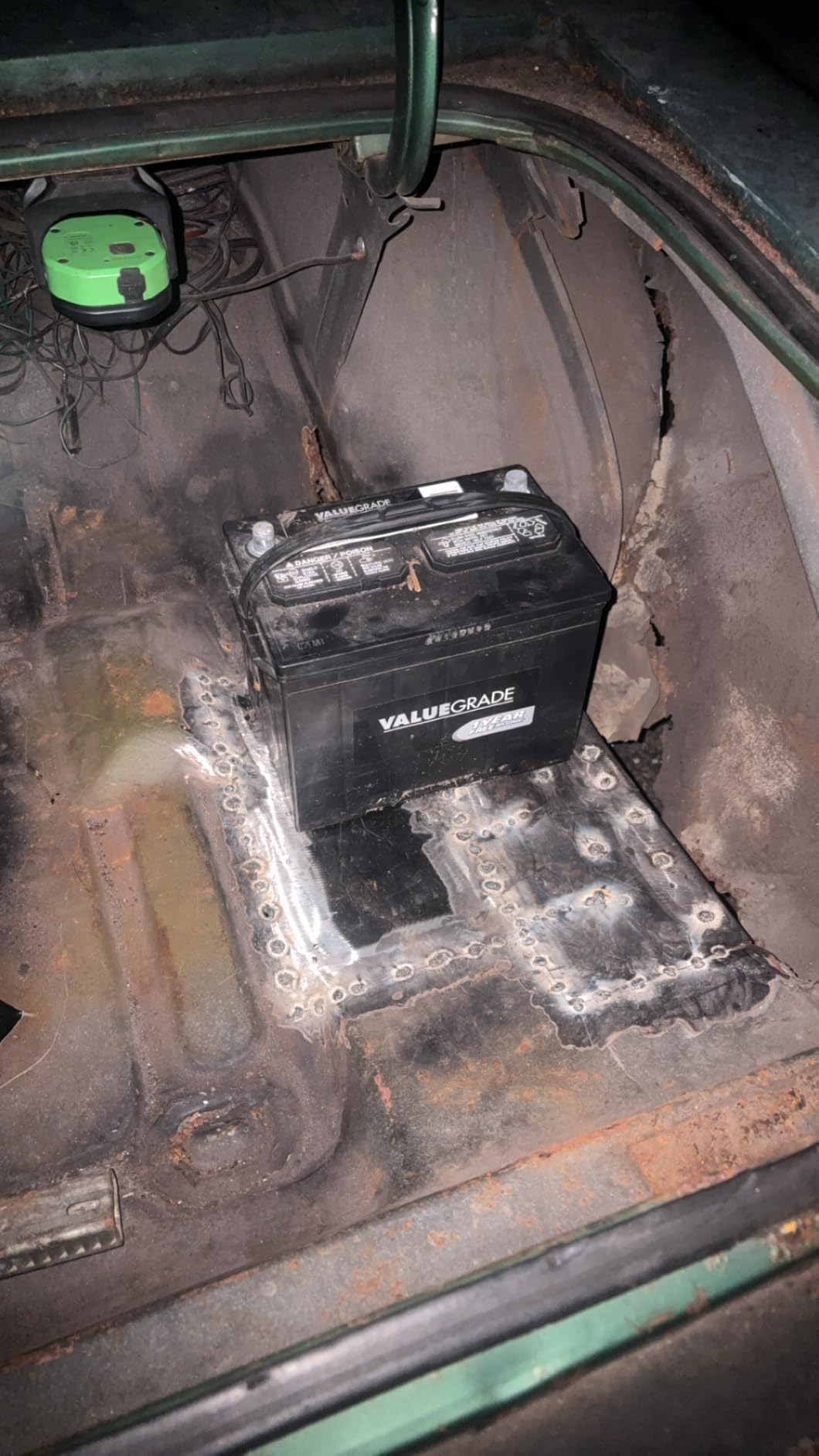 YESWELDER 135A MIG Welder, 110V Flux Core Gasless MIG/Lift TIG/Stick 3-in-1 customer photo 1