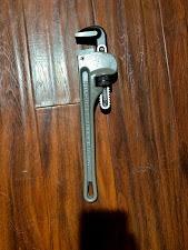 MAXPOWER 36-inch Pipe Wrench, 4.7” Jaw Opening, Aluminum Plumbing Wrench customer photo 1