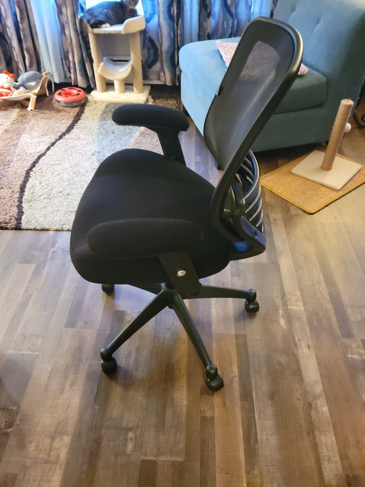 BOLISS 400lbs Ergonomic Office Chair Soft Thick Seat with Mesh Back (Black) customer photo 1