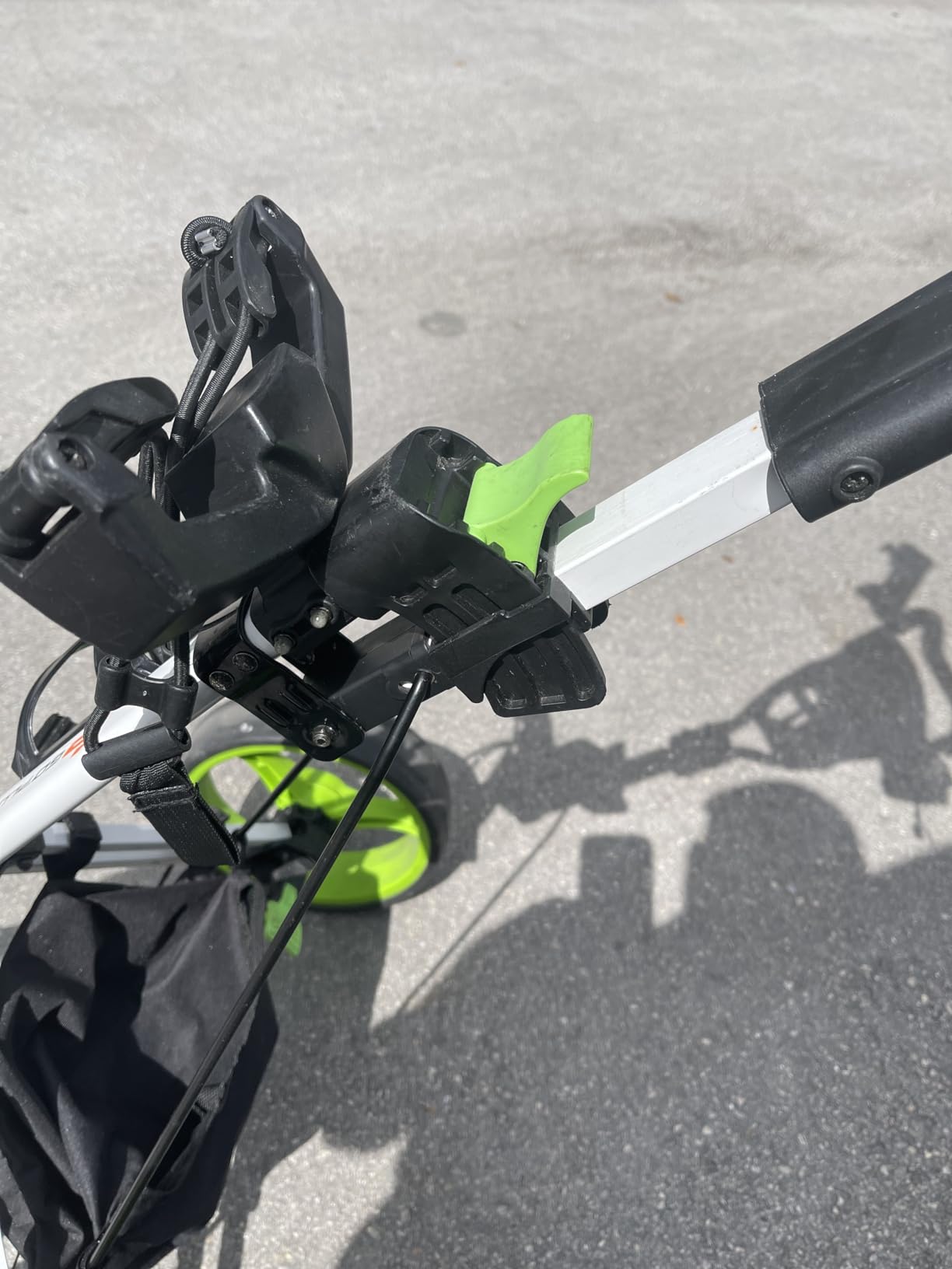 Tangkula Golf Push Pull Cart with Seat, Lightweight Foldable Collapsible 3 Wheels Push Cart, Golf Trolley with Foot Brake, Adjustable Umbrella Holder & Seat, 4 Height Position Handle customer photo 1