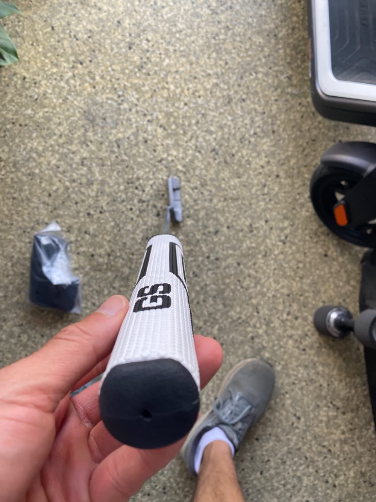 GoSports GS1 Tour Golf Putter – Choose Oversized Grip or Traditional Grip - 34” Right-Handed Blade Putter with Milled Face customer photo 1
