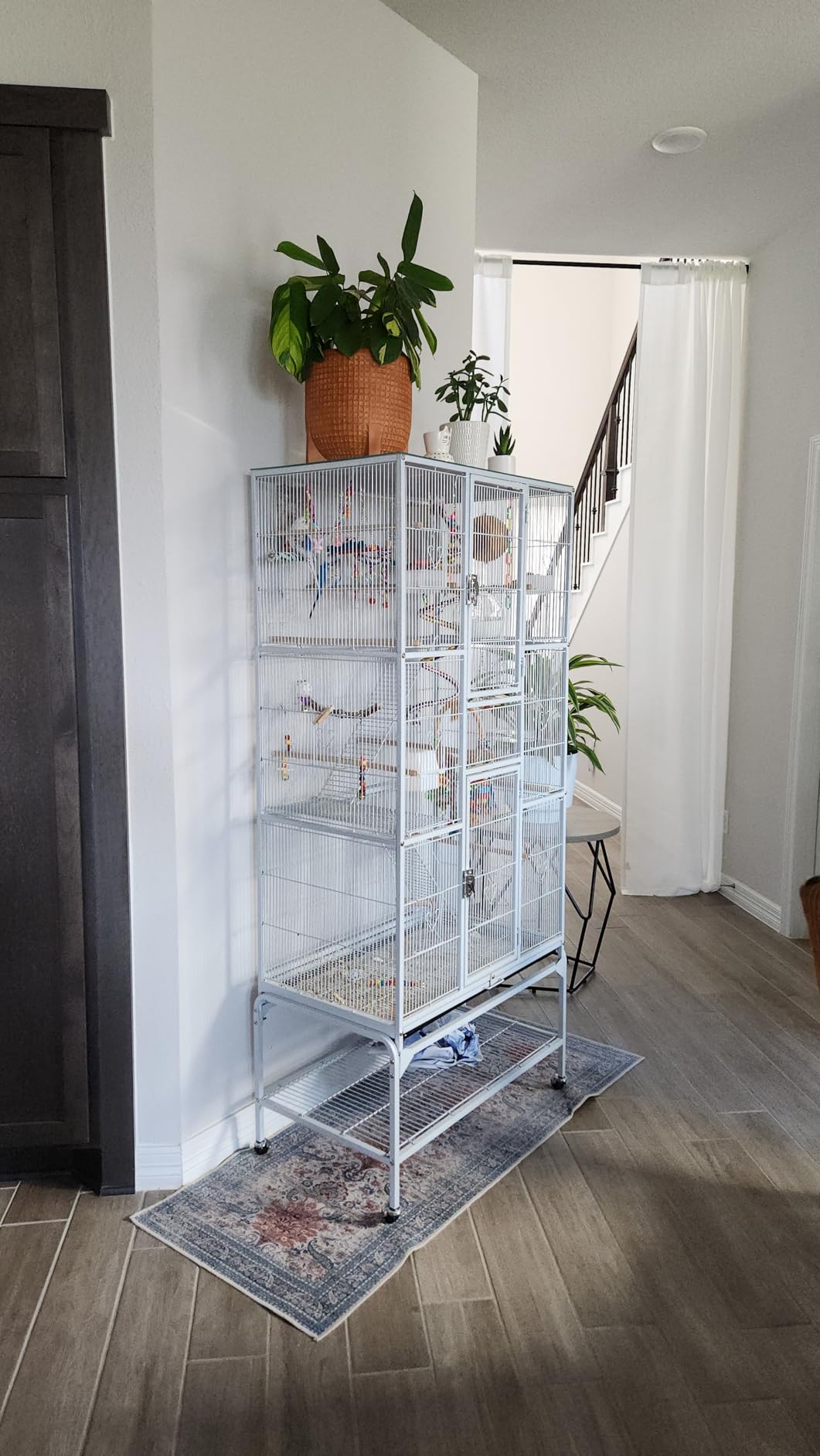Yaheetech 69'' Extra Large Bird Cage Metal Parrot Cage w/Detachable Stand for Mid-Sized Parrots Cockatiels Conures Parakeets Lovebirds Budgie Finch, White customer photo 2
