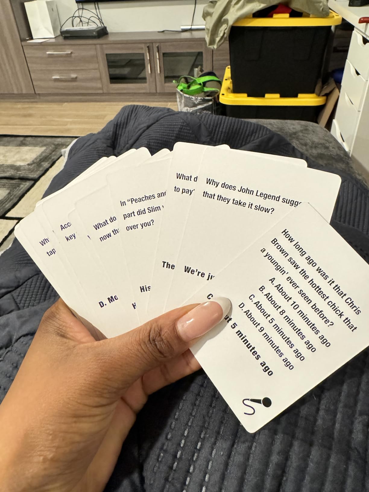 Lyrically Correct '90s & 2000s Hip-Hop & R&B Music Trivia Card Game customer photo 2