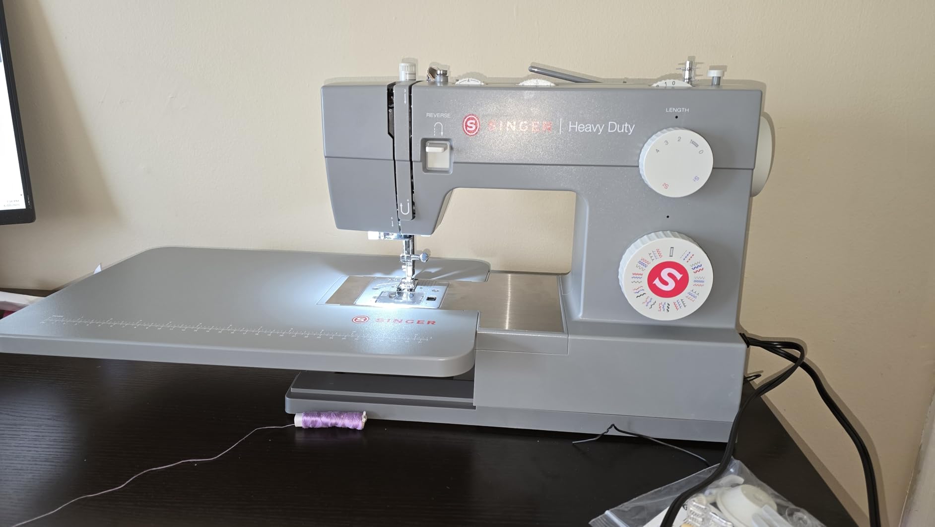 SINGER® 4452 Holiday Bundle Heavy Duty Sewing Machine + Accessory Kit customer photo 1