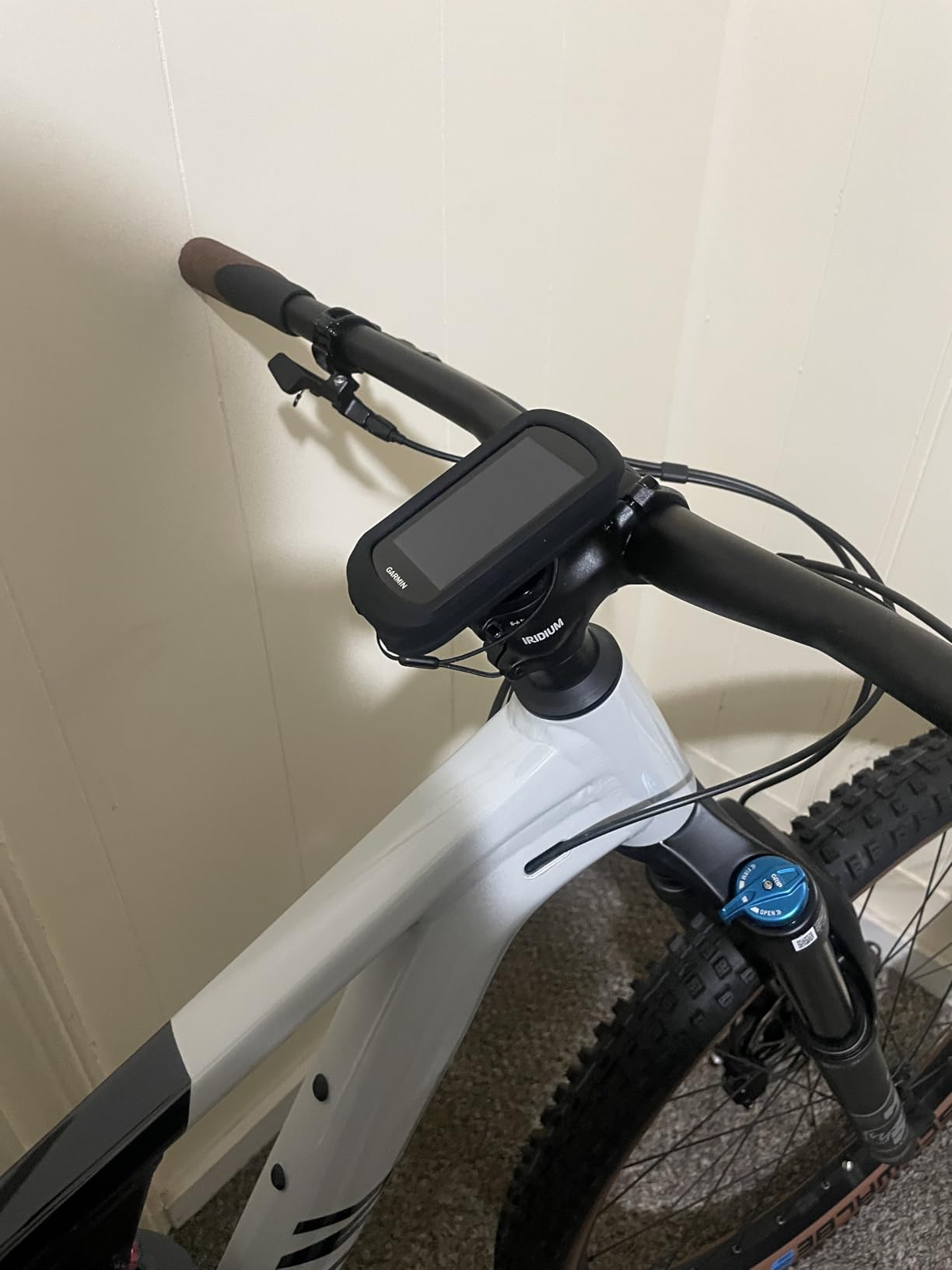 Garmin Edge® Explore 2, Easy-to-Use GPS Cycling Navigator customer photo 1