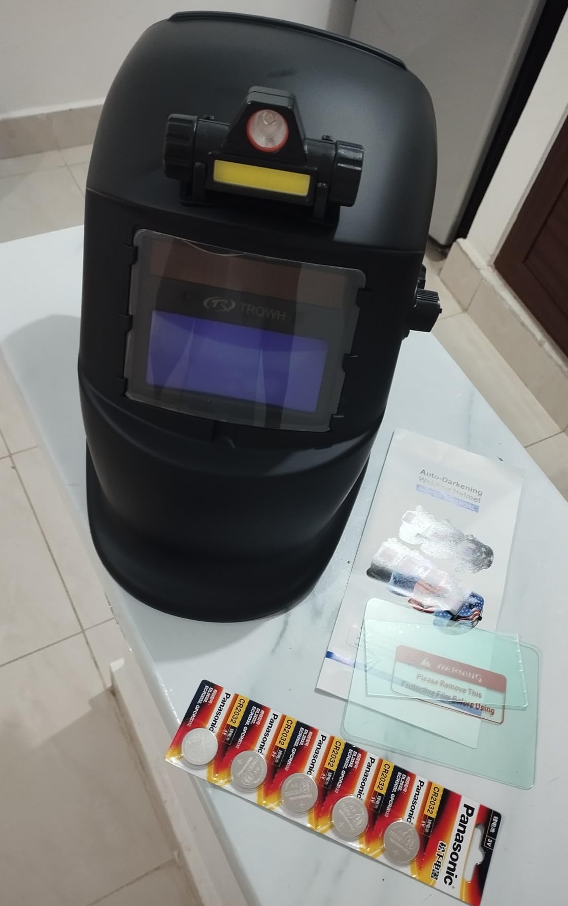 TRQWH Welding Helmet with Light True Color Auto Darkening Welding Helmets for Men Solar Powered Welding Hood with 2 Arc Sensor Wide Shade 4/9-13 for TIG MIG ARC Cool Welder Mask customer photo 1