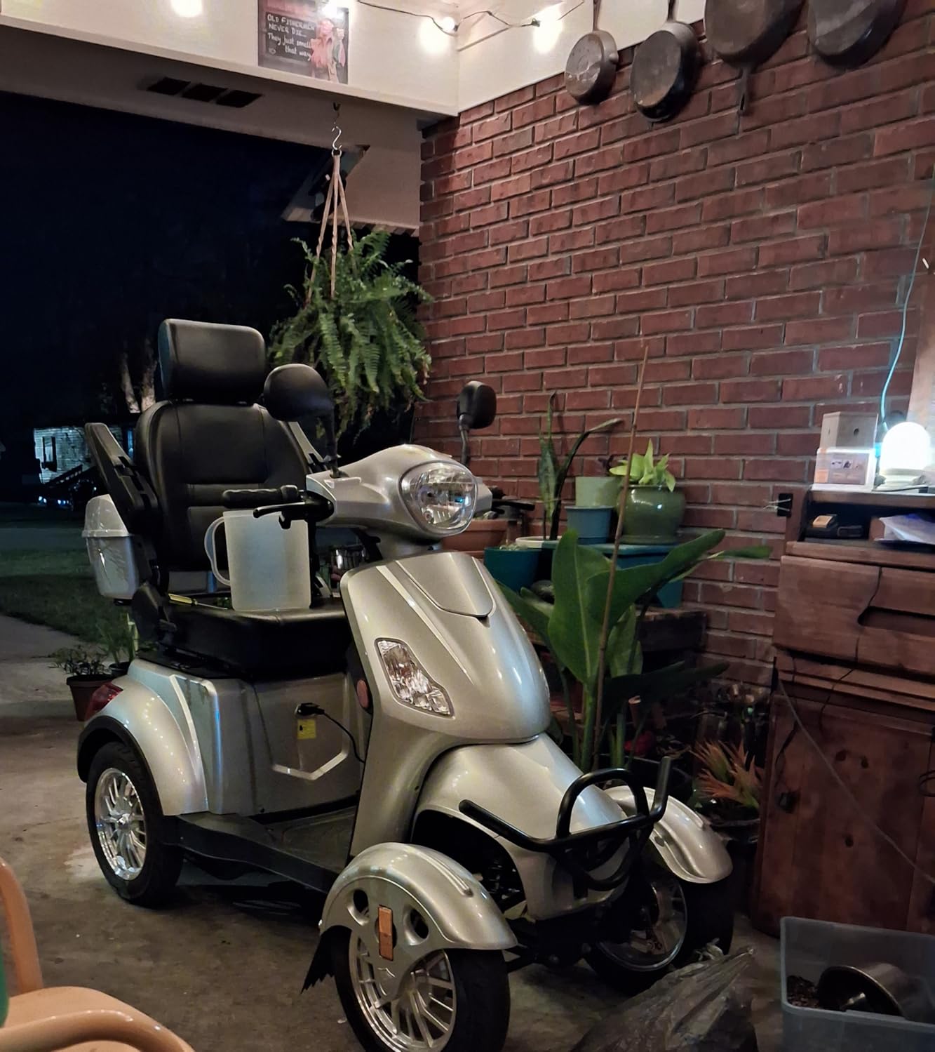 Mobility Scooters for Seniors & Adults 500lbs Capacity - 800W All Terrain Electric Powered Mobility Cart - Heavy Duty Mobility Scooter for Elderly w/Charger Remote Keys (Red) customer photo 1