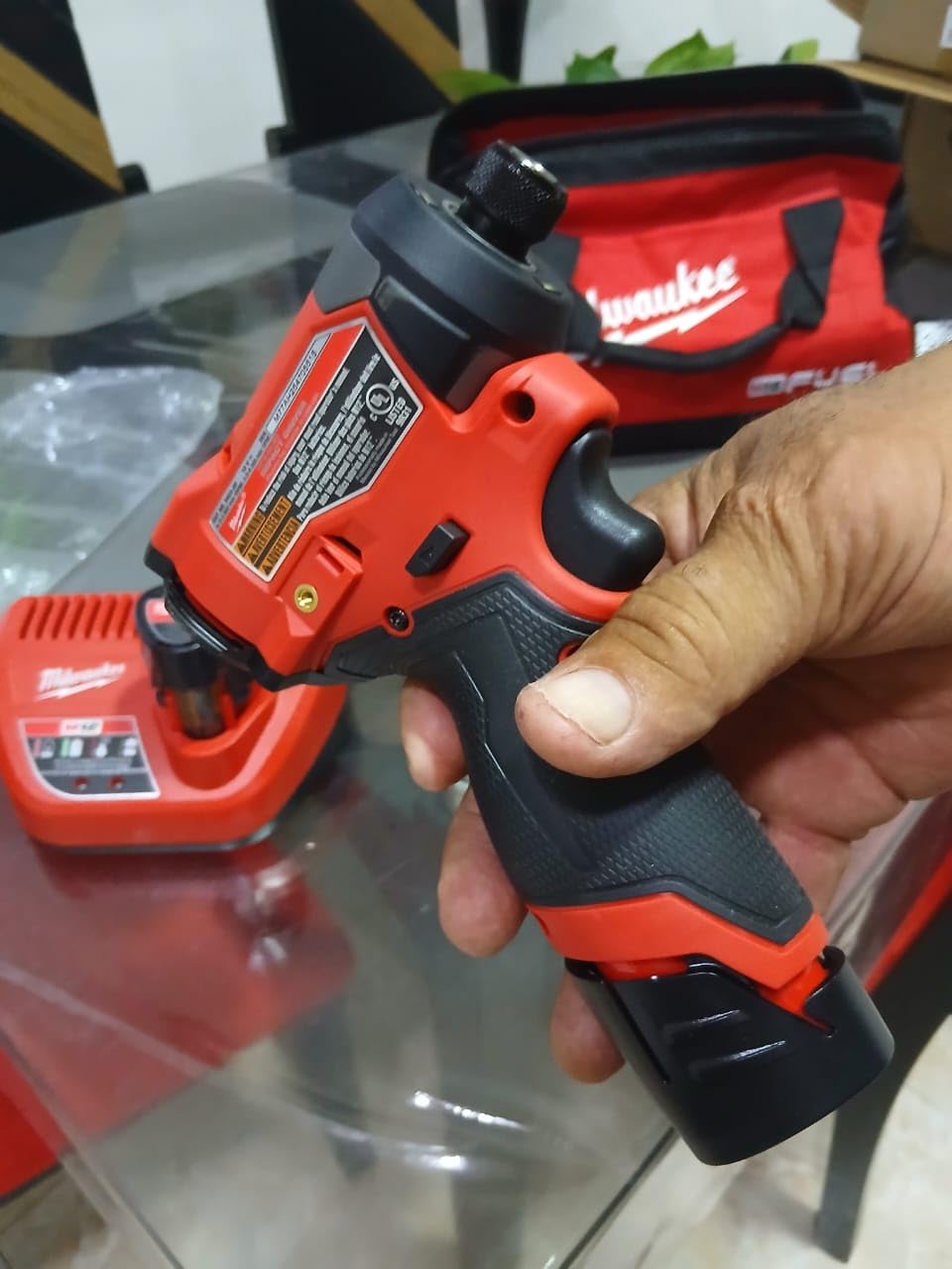 Milwaukee Electric - M12 Fuel. 1/4 HEX Impact Driver KIT customer photo 1