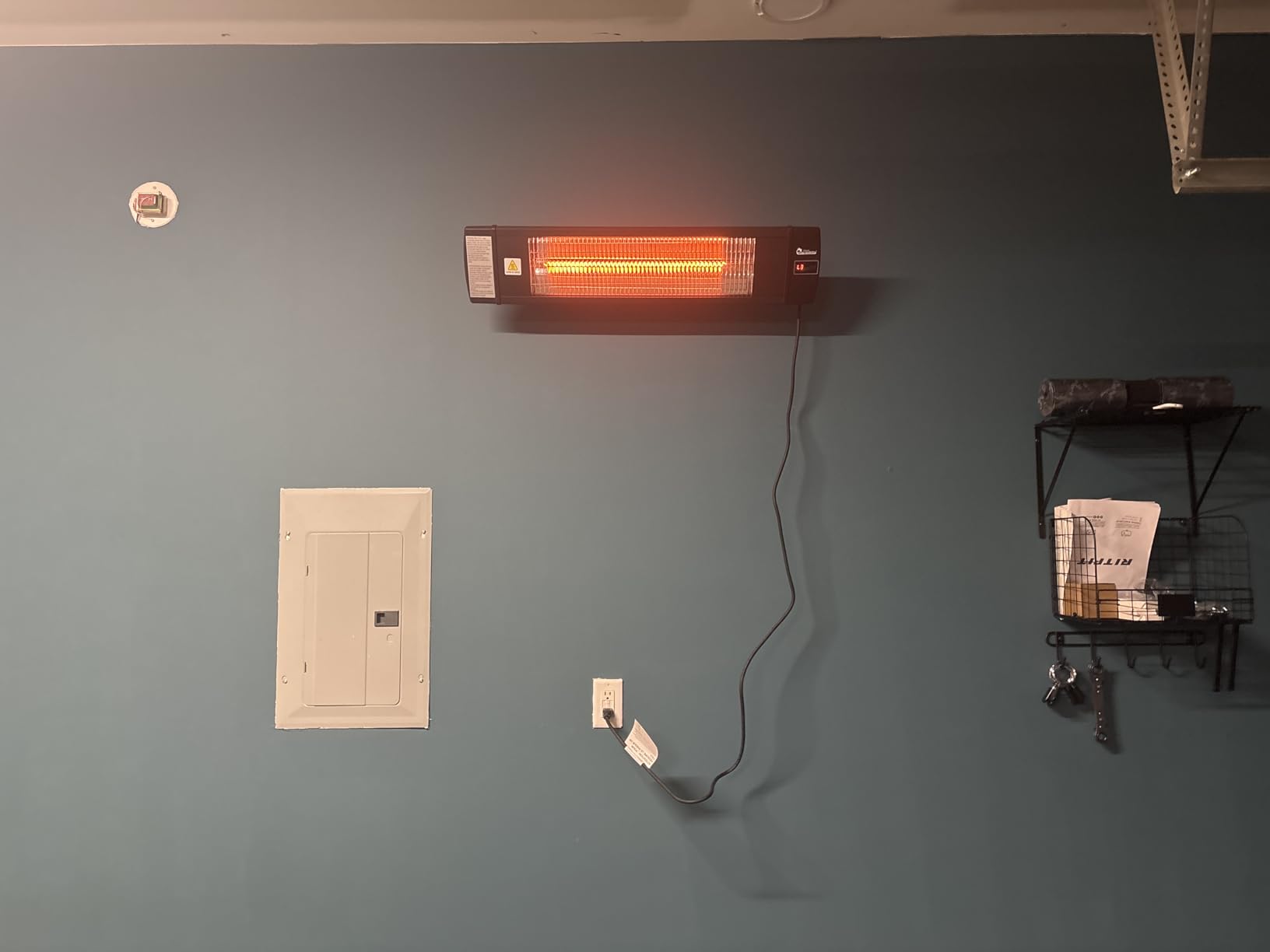 DR. INFRARED HEATER Portable Infrared Indoor and Outdoor Space Heater for Patio, Garage, Commercial & Residential With Remote Control, With Thermostat, Black customer photo 2
