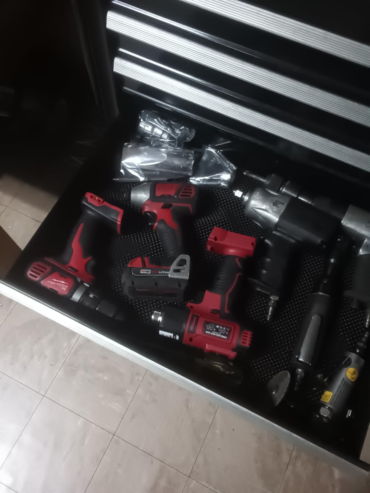 Heat Gun Compatible with Milwaukee 18V Battery (Tool Only) customer photo 2