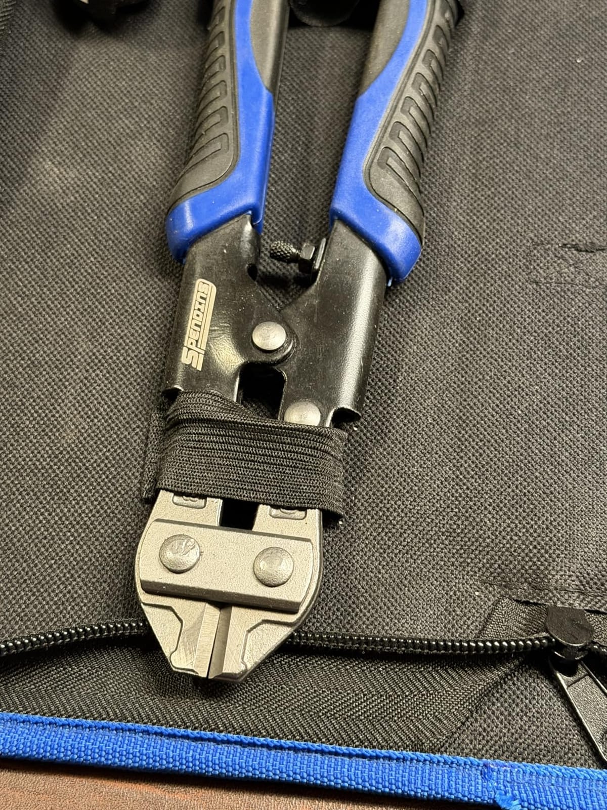 36 IN Bolt Cutter with Drop Forged Cr-Mo Alloy Steel Blades customer photo 2