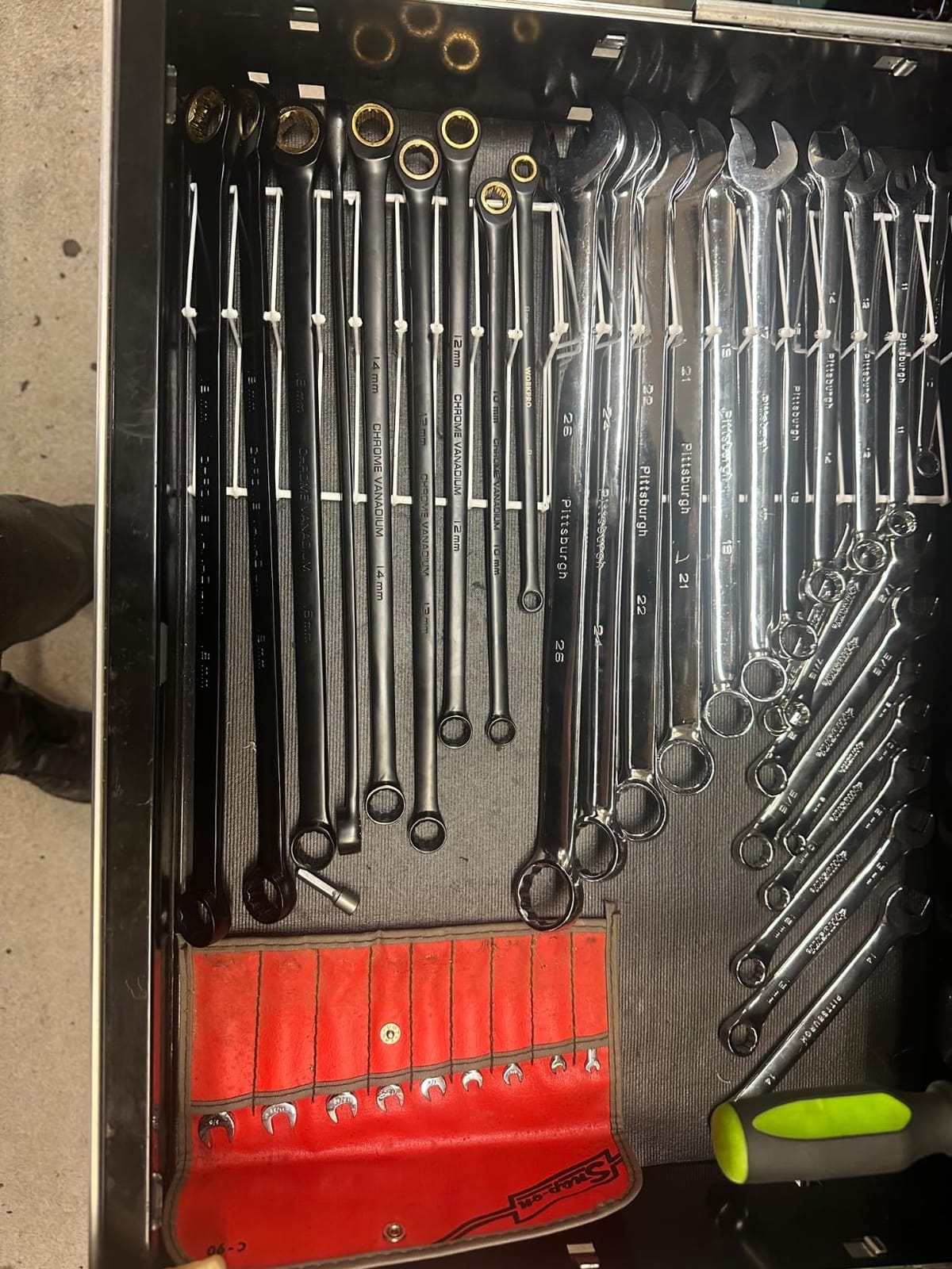 WORKPRO Extra Long Ratcheting Wrench Set, 10-Piece Anti-Slip Double Box Wrenches Set, Metric 8-19 mm, 72-Teeth, Cr-V Steel and Black Electrophoretic Coating Wrenches with Rolling Pouch customer photo 2