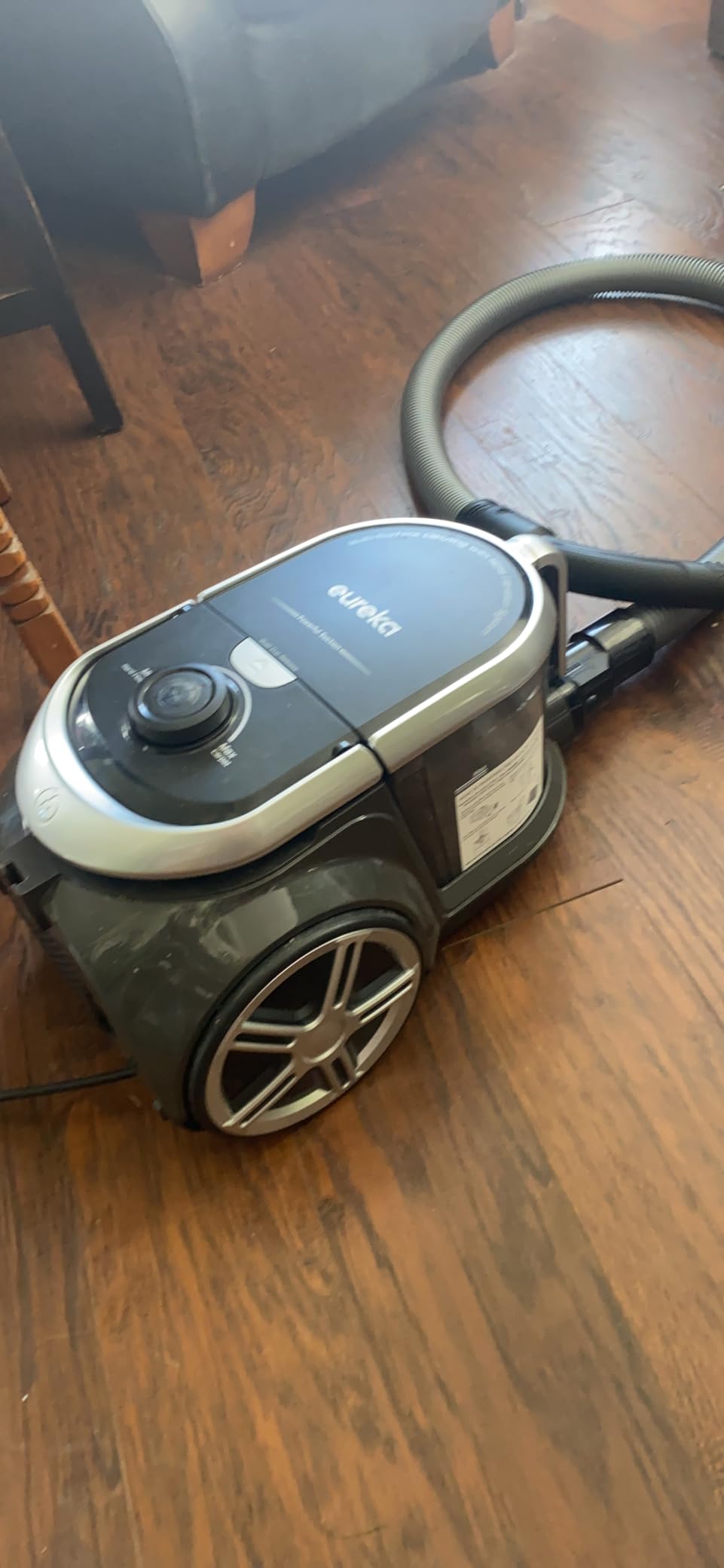 Eureka Bagless Canister Vacuum Cleaner, Vacuum for Hardwood Floor, Carpet | NEN180 WhirlWind, Lightweight, 1000W, ≤82 dBA. HEPA, Auto Cord Rewind, 2-in-1 Vac for Hard Floors, Carpets, & Pet Hair customer photo 2
