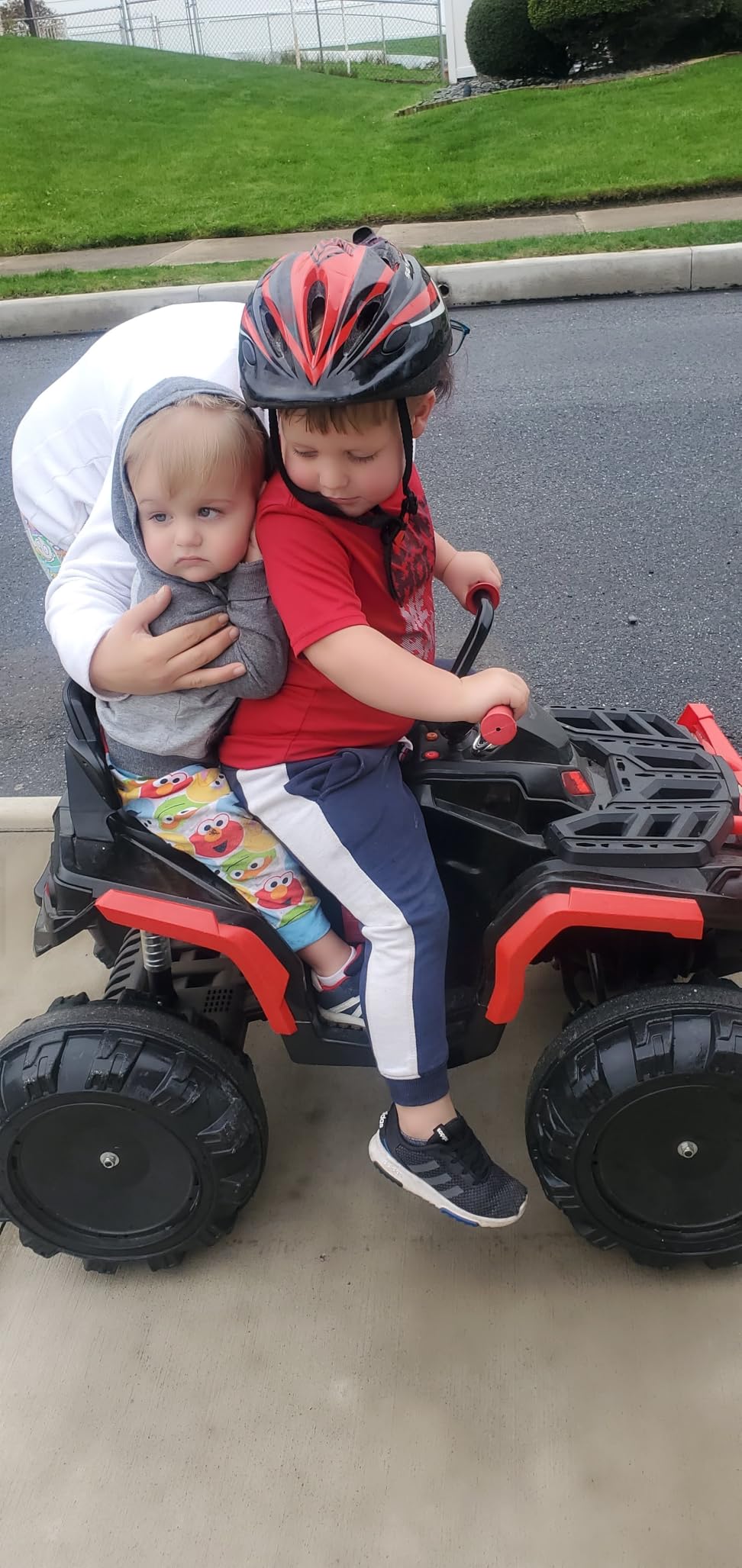 Best Choice Products 12V Kids Ride-On Electric ATV, 4-Wheeler Quad Car Toy w/Bluetooth Audio, 3.7mph Max Speed, Treaded Tires, LED Headlights, Radio - Hot Pink customer photo 2