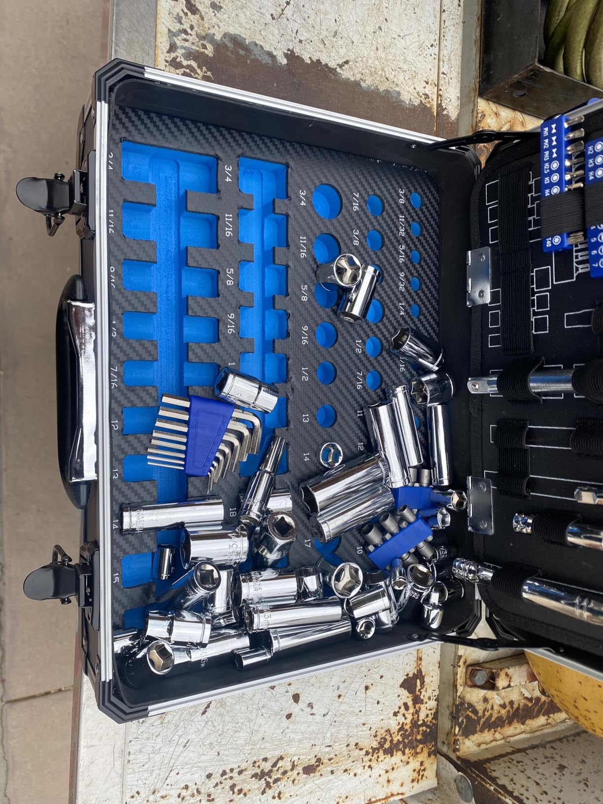 Prostormer 240-Pieces Mechanic Tool Set with Aluminium Tool Box customer photo 1