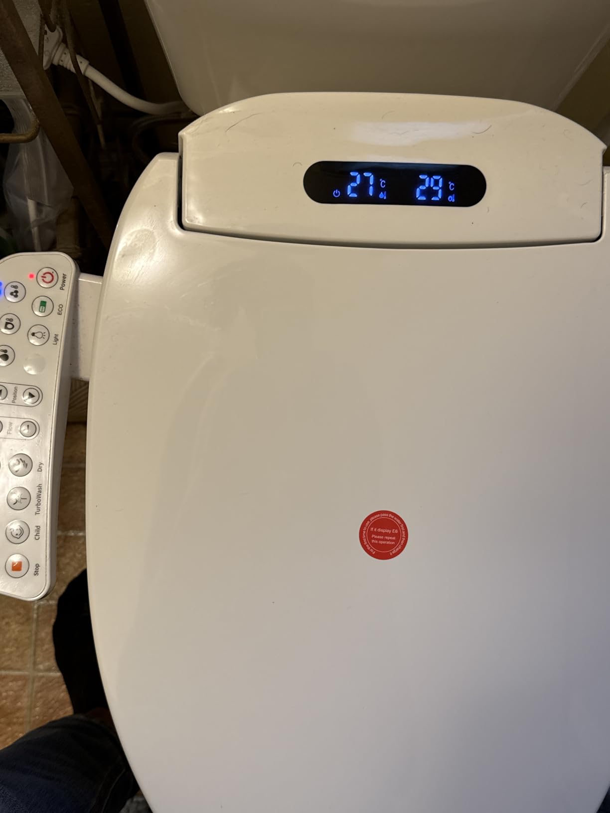 KERDE Electric Bidet Toilet Seat,Bidets For Existing Toilets,Rlongated,One-click Intelligent Operation, Warm Water Cleaning,Slow Close,Seat Cushion Keep Constant Temperature In Winter (Armrest) customer photo 2