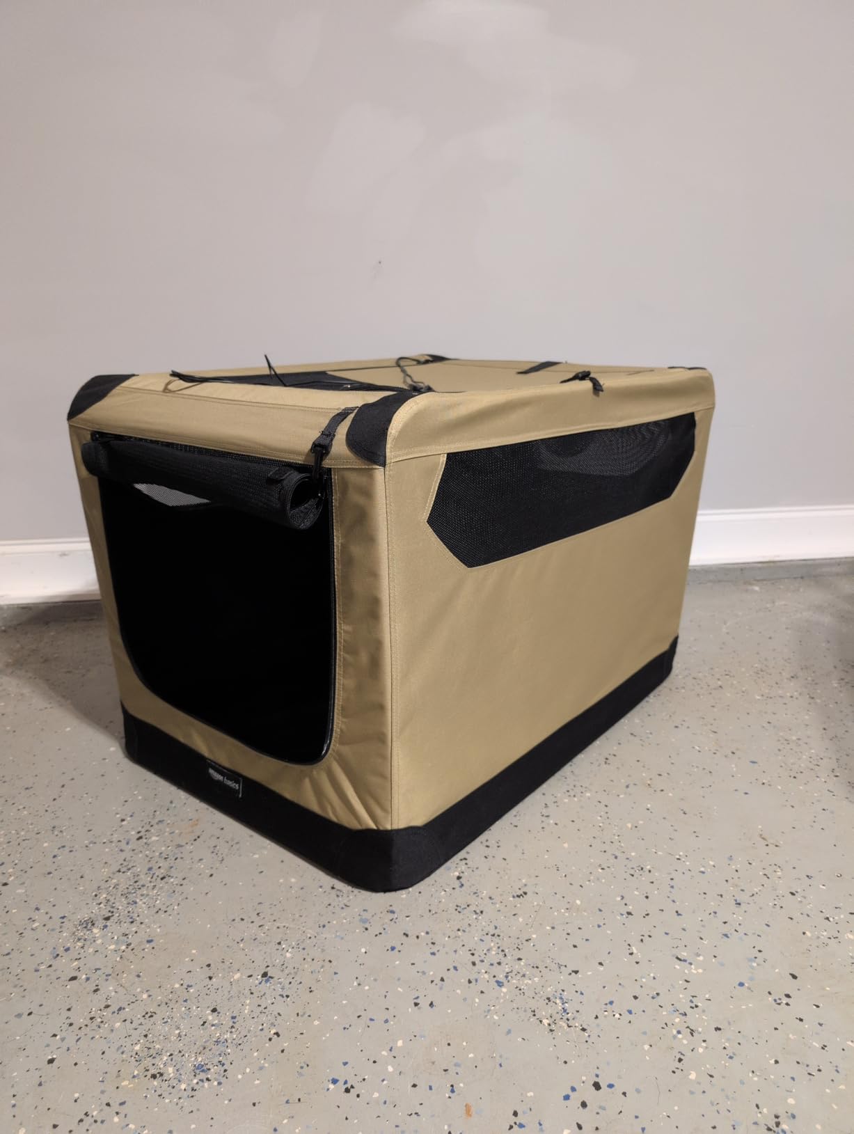 Amazon Basics 4-Door Portable Folding Soft Dog Crate, Collapsible Travel Kennel for Cat, Dog, and Small Animals, Pop Up with Fleece Mat, Water-Resistant Base, Grey, 36