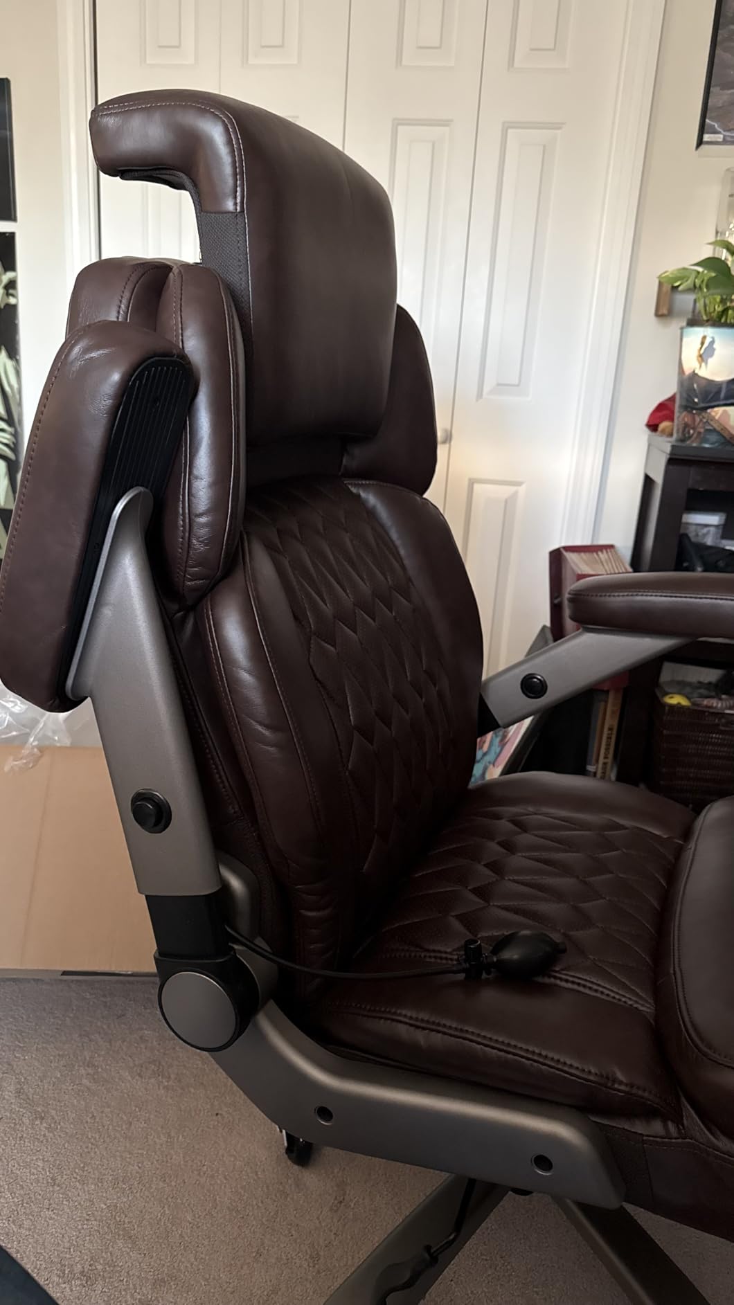 Big and Tall Office Chair 700lbs, Ergonomic High Back Computer Desk Chair customer photo 1