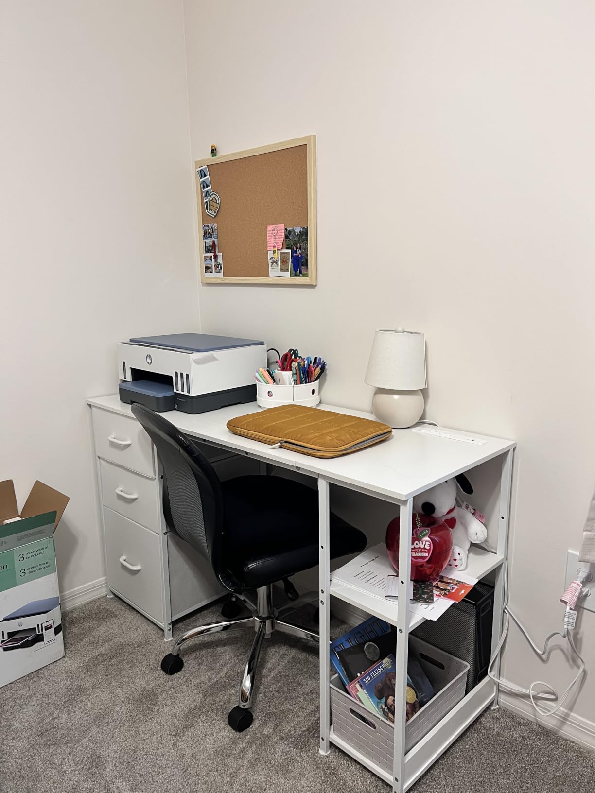 AODK 51 Inch White Computer Desk with Drawers & USB Power Outlets customer photo 1