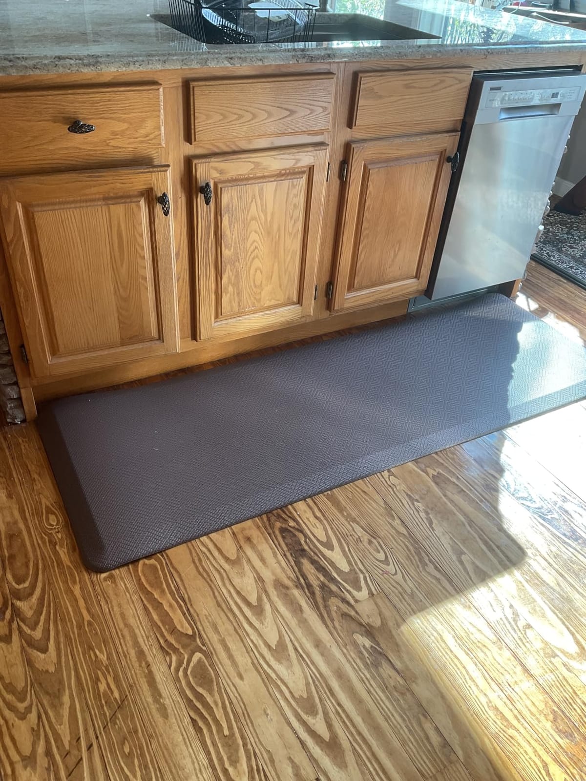 Ophanie Anti Fatigue Cushioned Mat, 3/4 inch, 20x48 Anti Fatigue Cushioned Mat,Kitchen Rugs,Waterproof,Comfort Ergonomic Standing Mat for Office,Home,Sink with 99+ Pairs of Anti-Slip Bottom Ridges customer photo 2