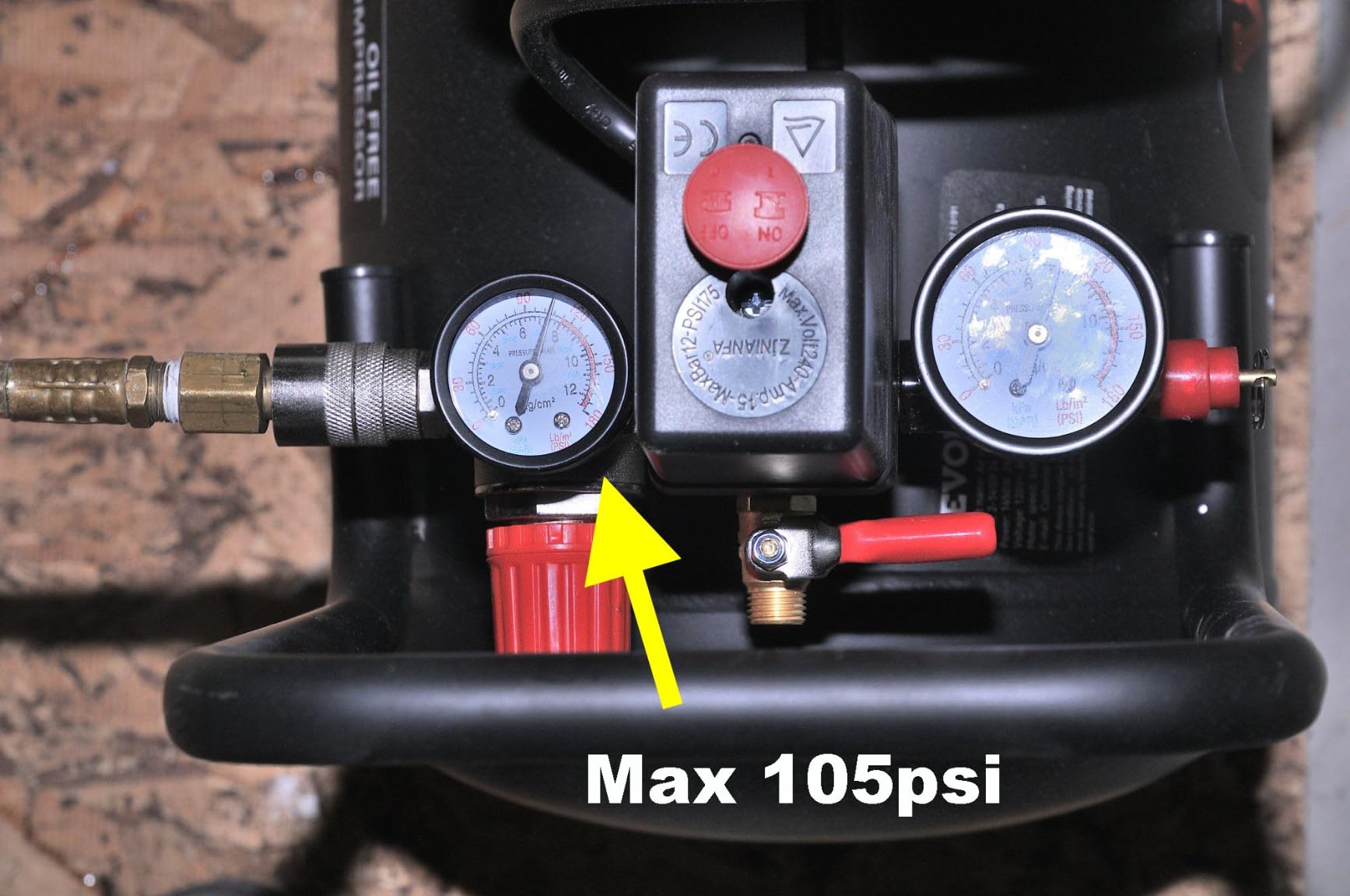 VEVOR Air Compressor, 10 Gallon Steel Tank, 2HP 5.3 CFM@90 PSI Oil Free Air Compressor & Max. 125PSI Pressure, 78dB Ultra Quiet Portable Compressor, for Auto Repair, Tire Inflation, Spray Painting customer photo 2
