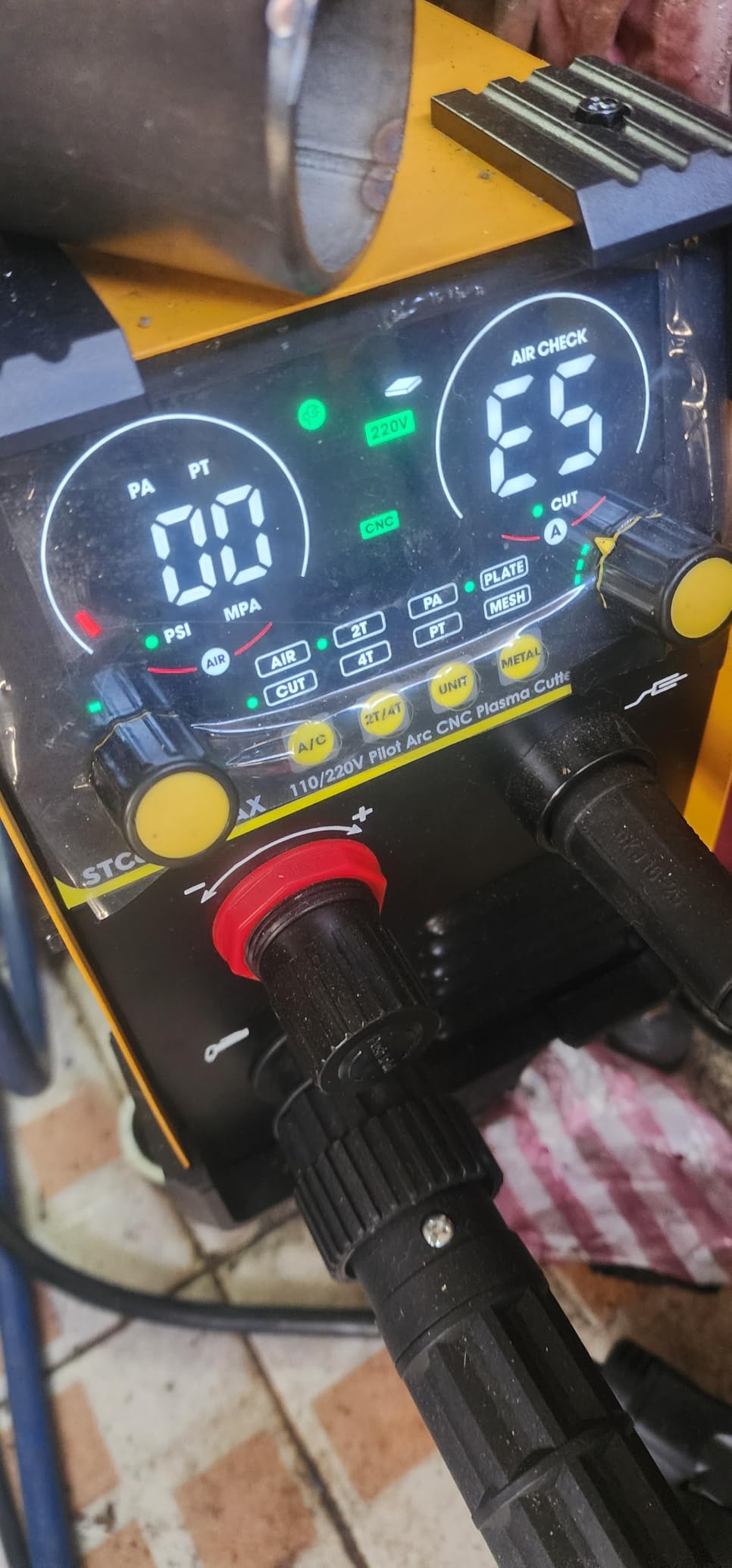 SILATU Plasma Cutter, 65A Non-Touch Pilot Arc, 110V/220V, 4/5'' Max Cut customer photo 2