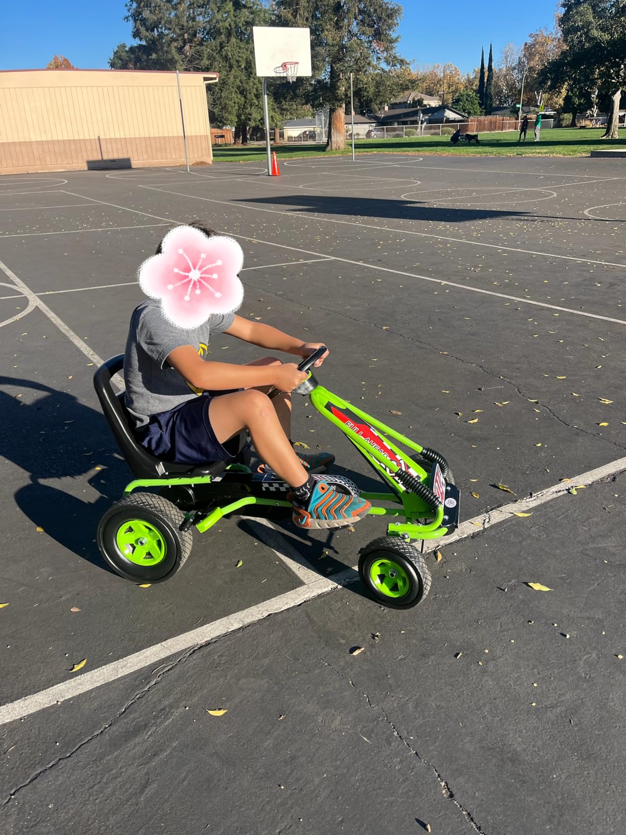 HOMGX Pedal Go Kart, Outdoor Kids Off-Road Go Kart with 2-Position Adjustable Bucket Seat, 2 Safety Brakes, EVA Rubber Tires, Pedal Powered Ride On Kart for Boys & Girls 3-5 (Pink) customer photo 2