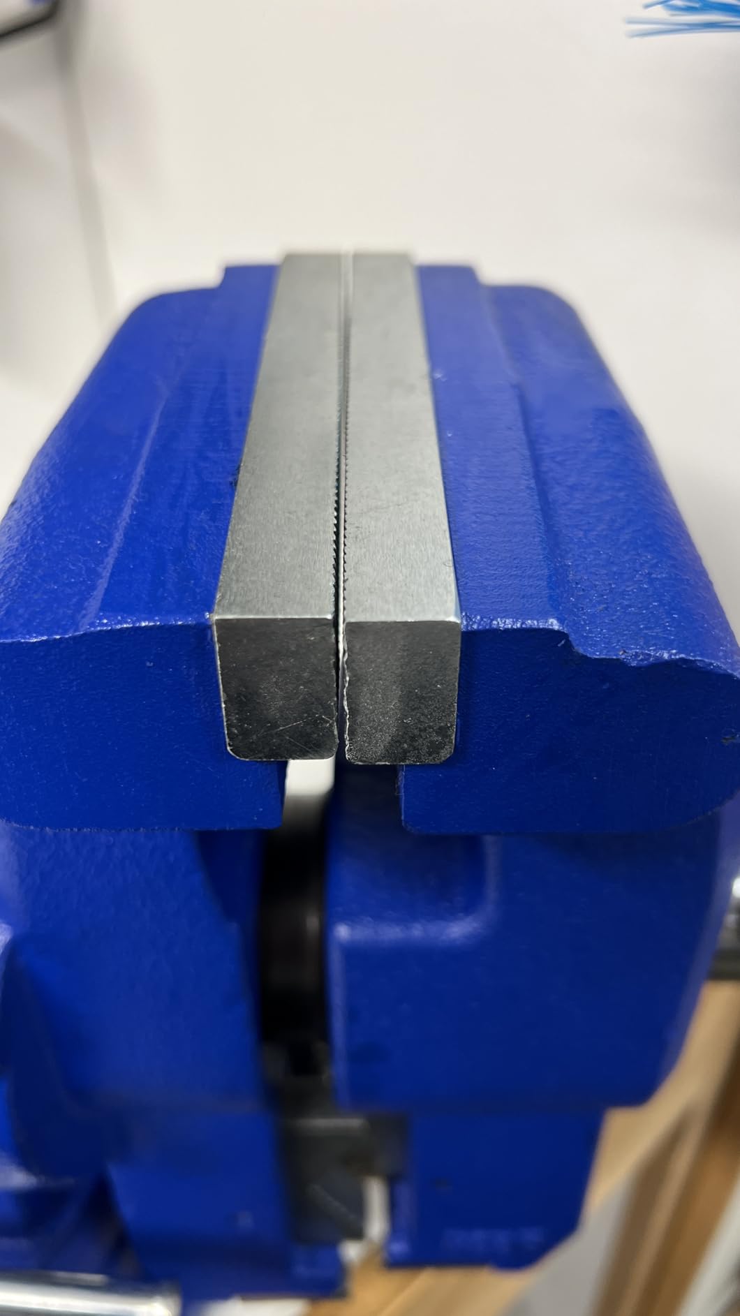 Yost Vises 760-DI Multi-Jaw Rotating Vise 6 Inch Jaw Width | 2 in 1 Multipurpose Bench and Pipe Vise | Secure Grip with Swivel Base | Made with a Combination of Ductile Iron & Hardened Steel customer photo 2